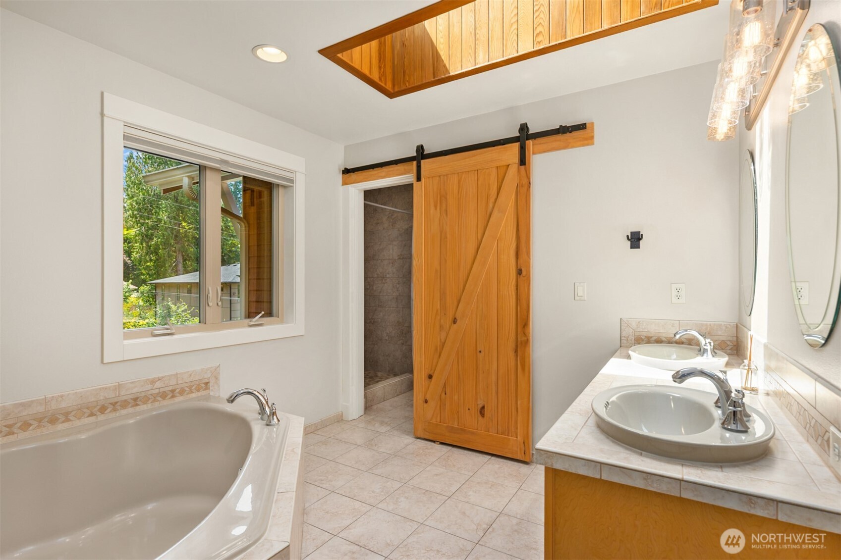 9246 Fletcher Bay Road NE