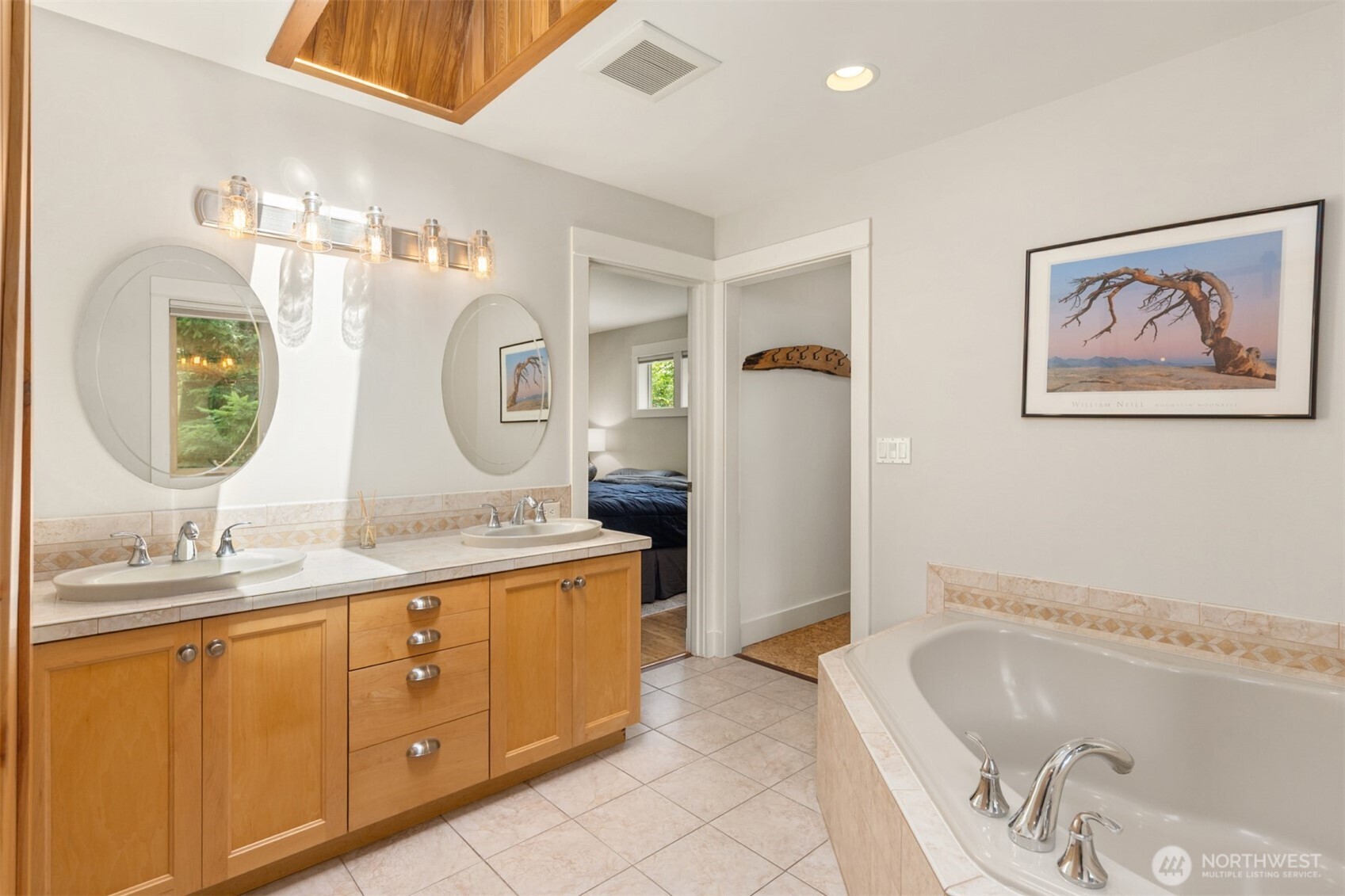 9246 Fletcher Bay Road NE