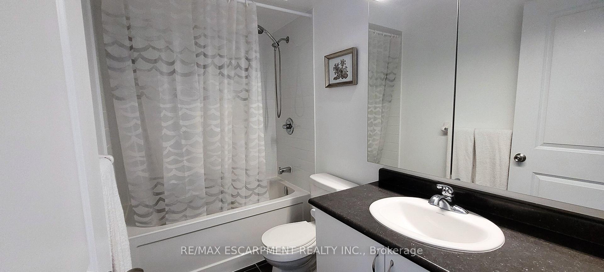 736 Sheppard Avenue W 204, Toronto Unit: 204