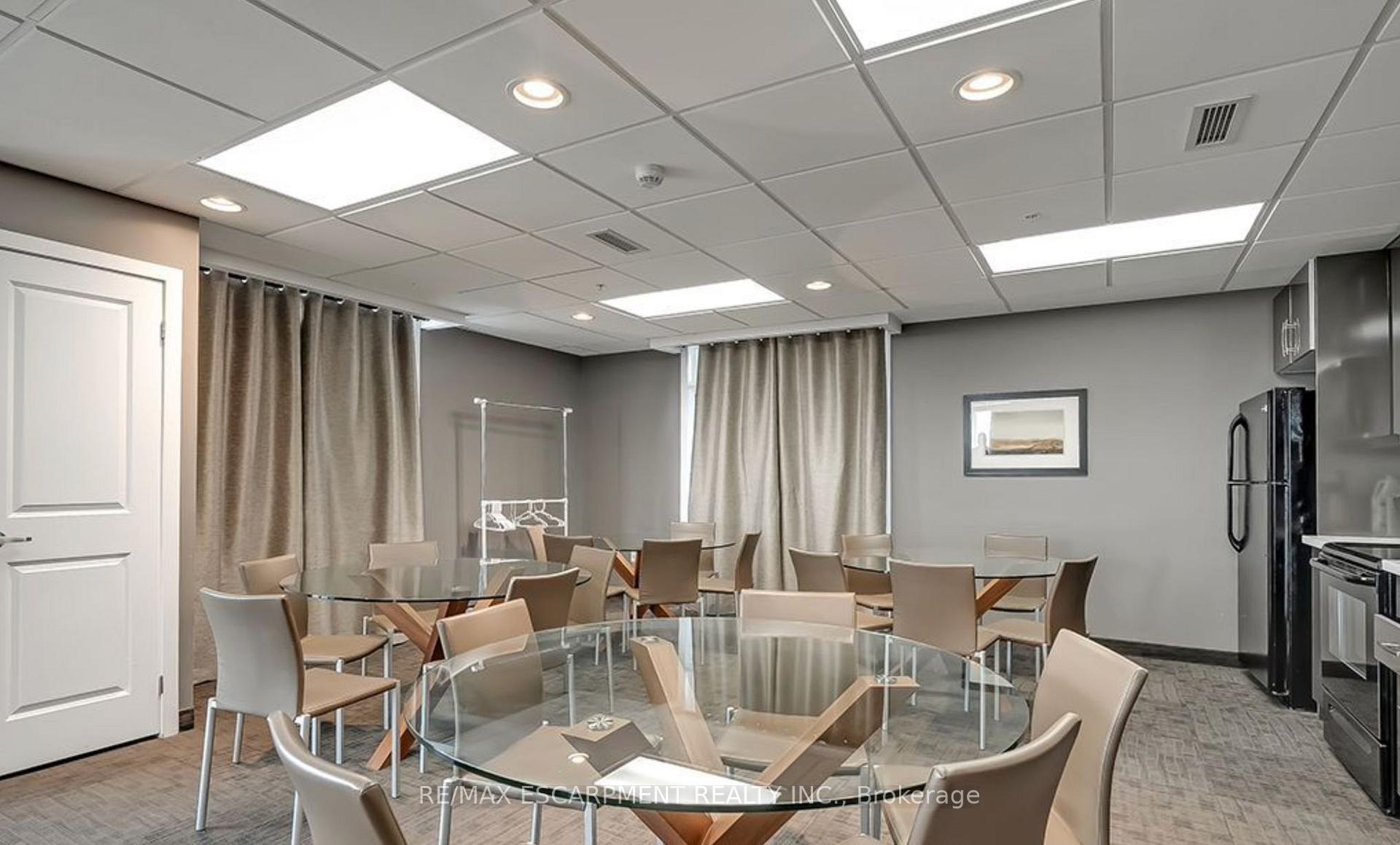 5020 Corporate Drive 302
