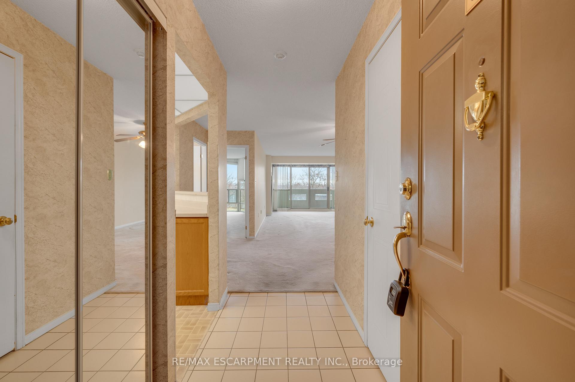 5070 Pinedale Avenue 302