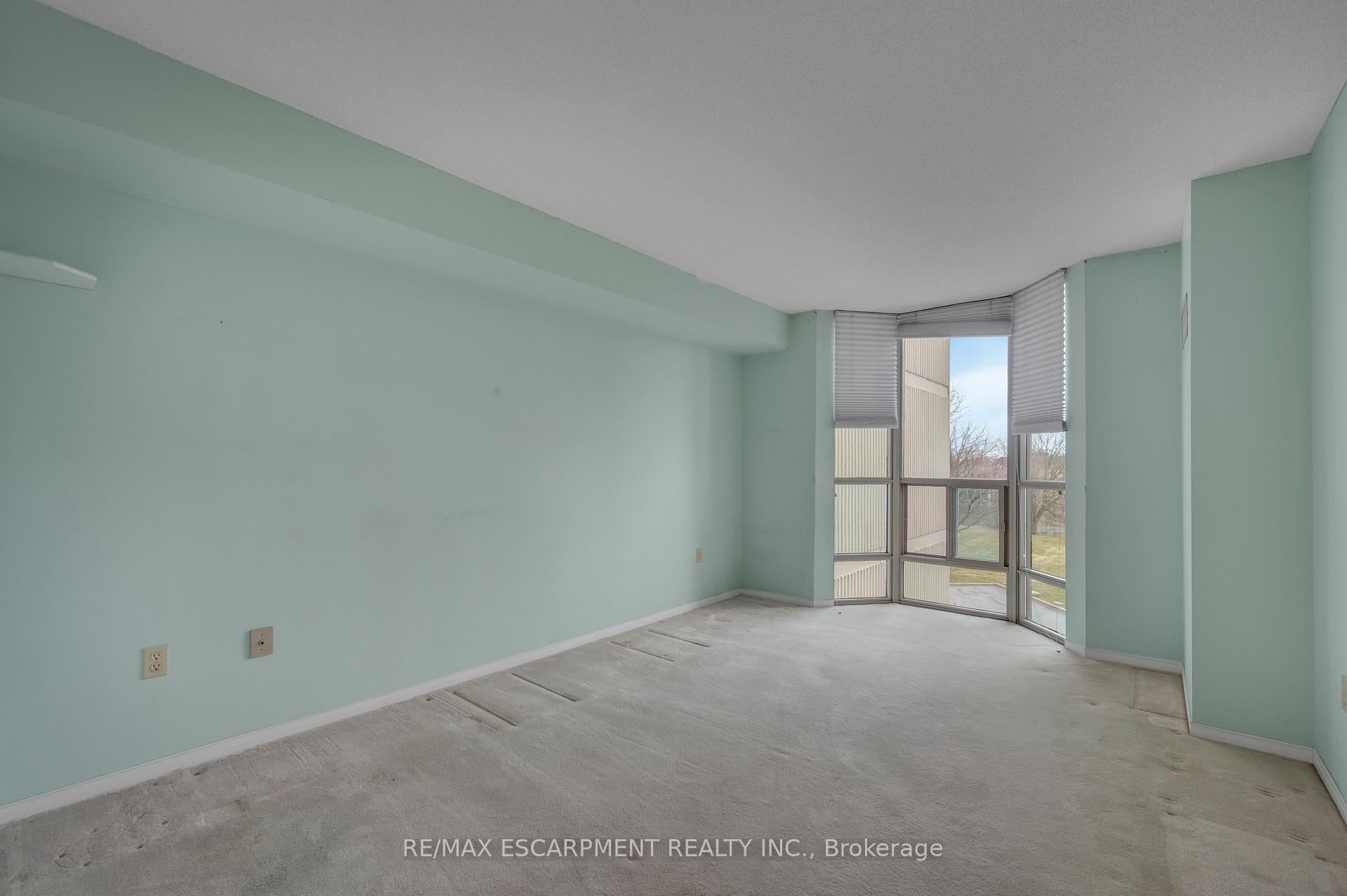5070 Pinedale Avenue 302