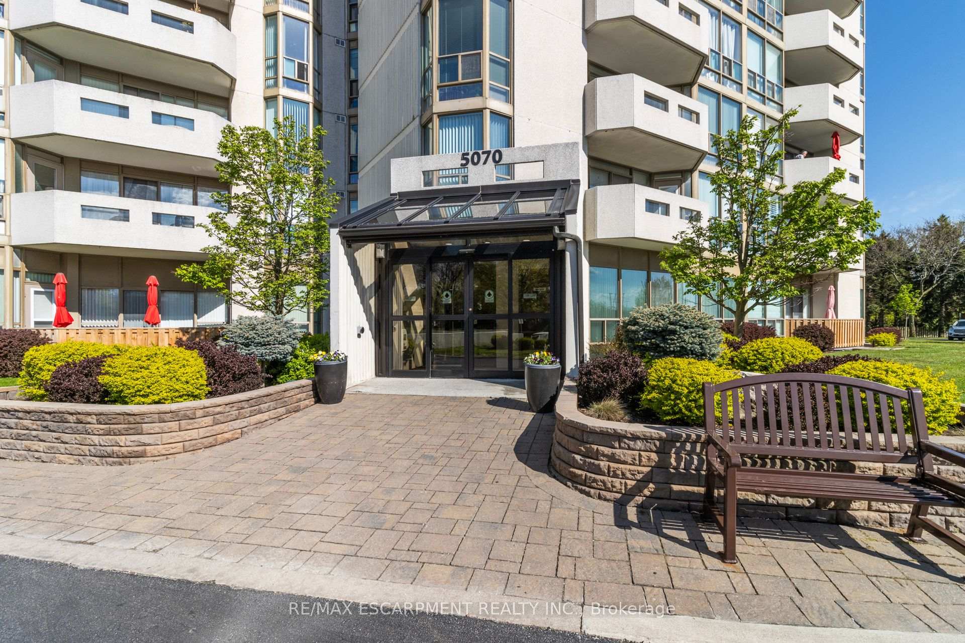 5070 Pinedale Avenue 302