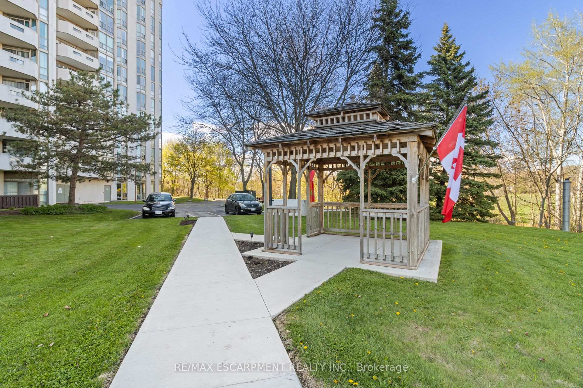 5070 Pinedale Avenue 302