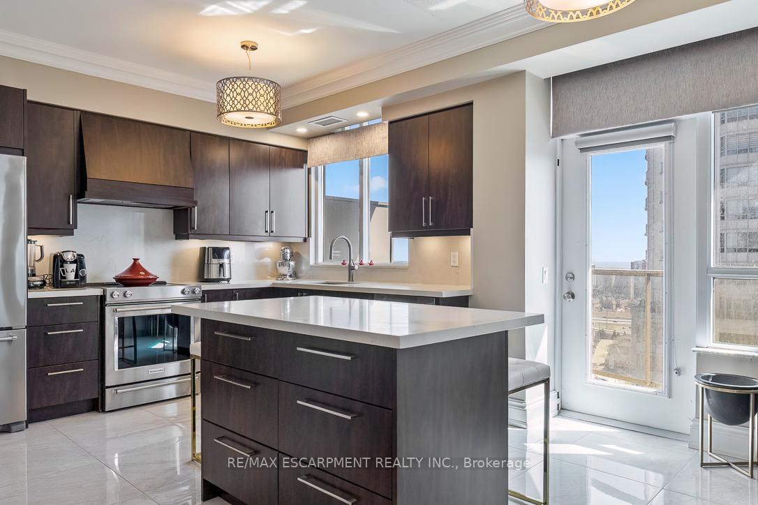 35 Kingsbridge Garden Circle 2706