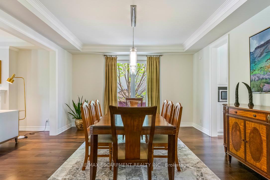 519 Hancock Way
