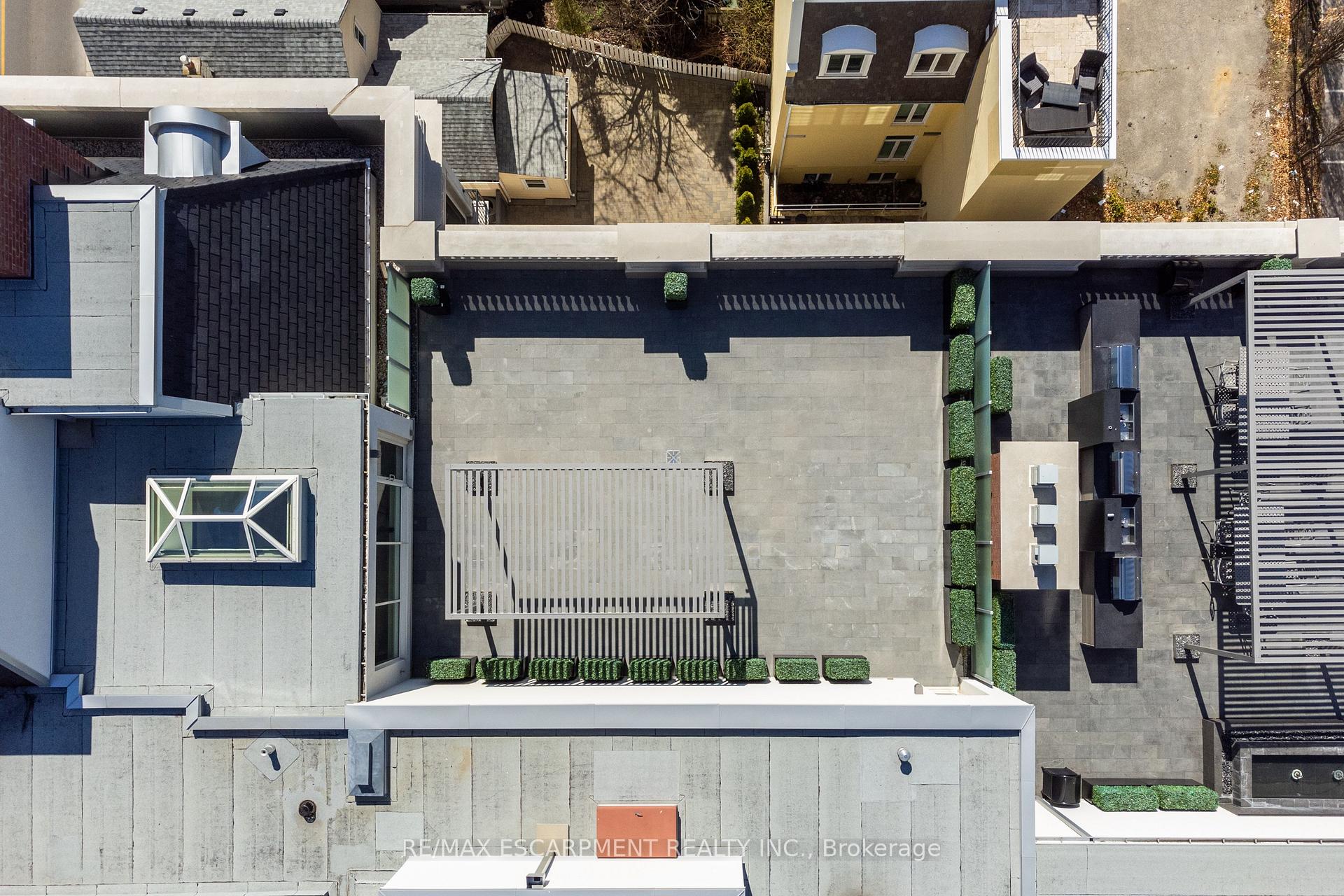 300 Randall Street PH1