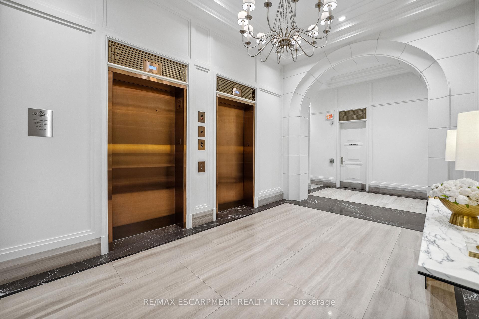 300 Randall Street PH1