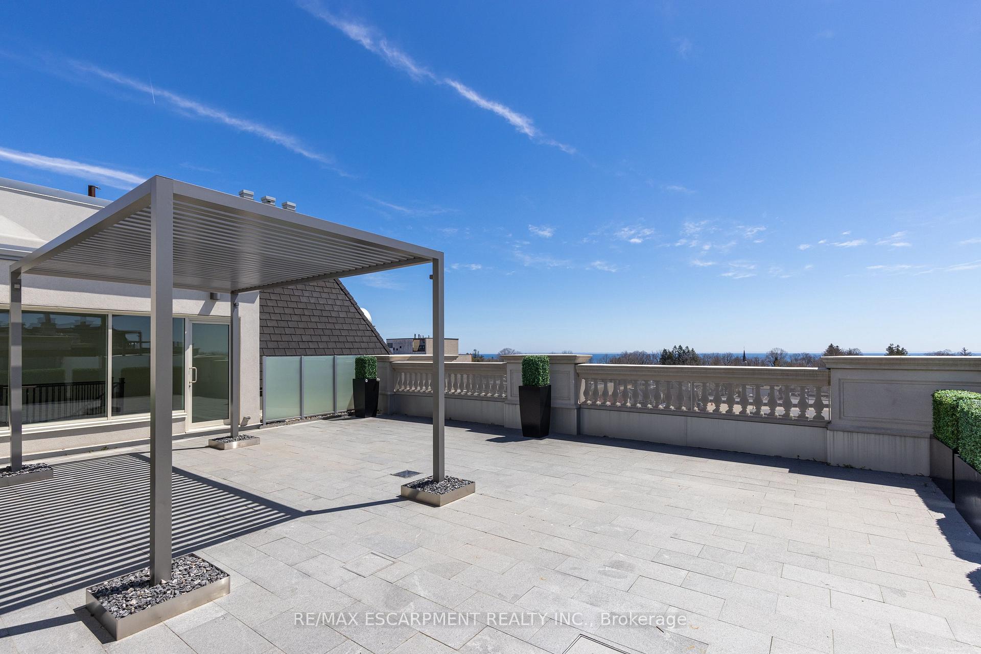300 Randall Street PH1