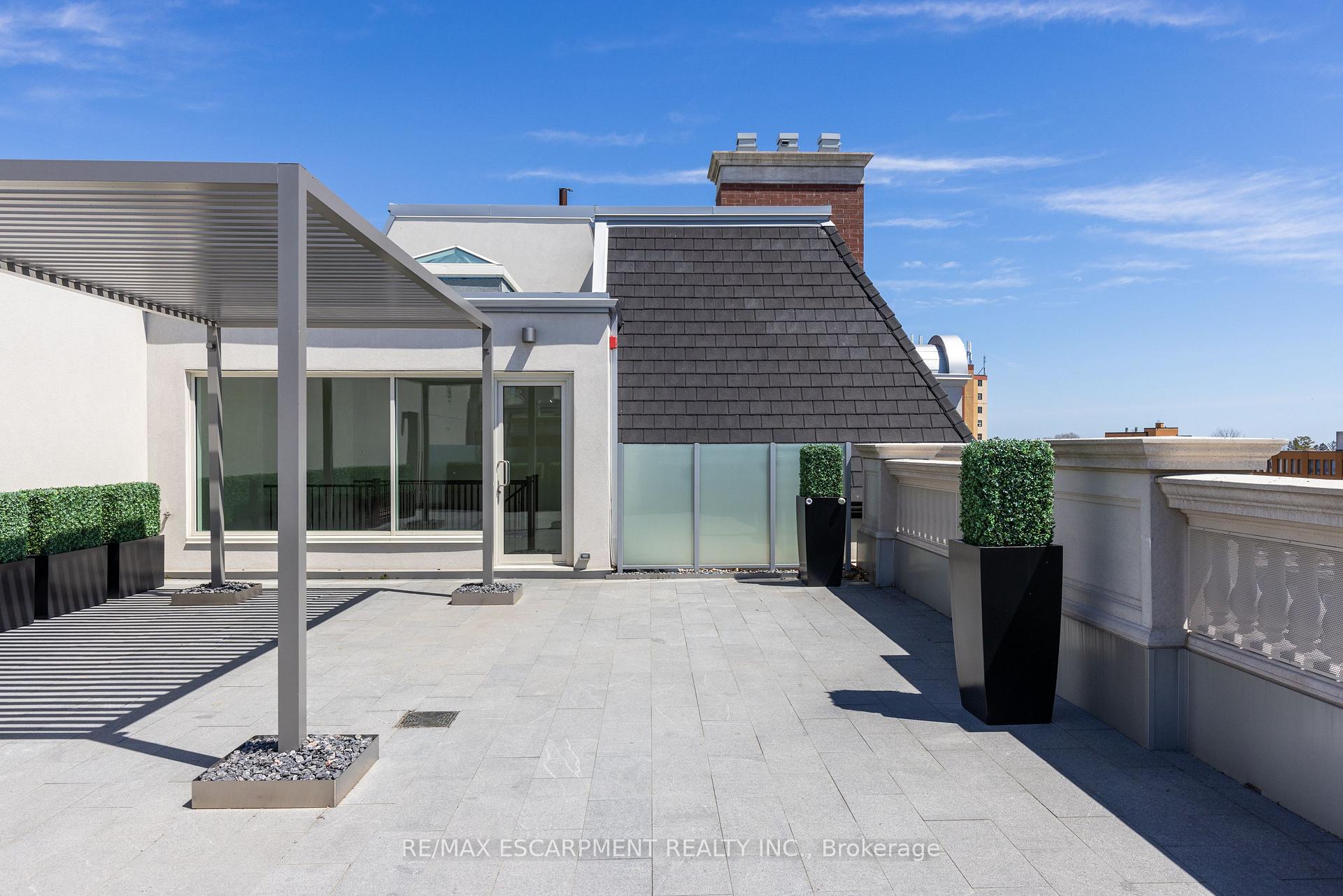 300 Randall Street PH1