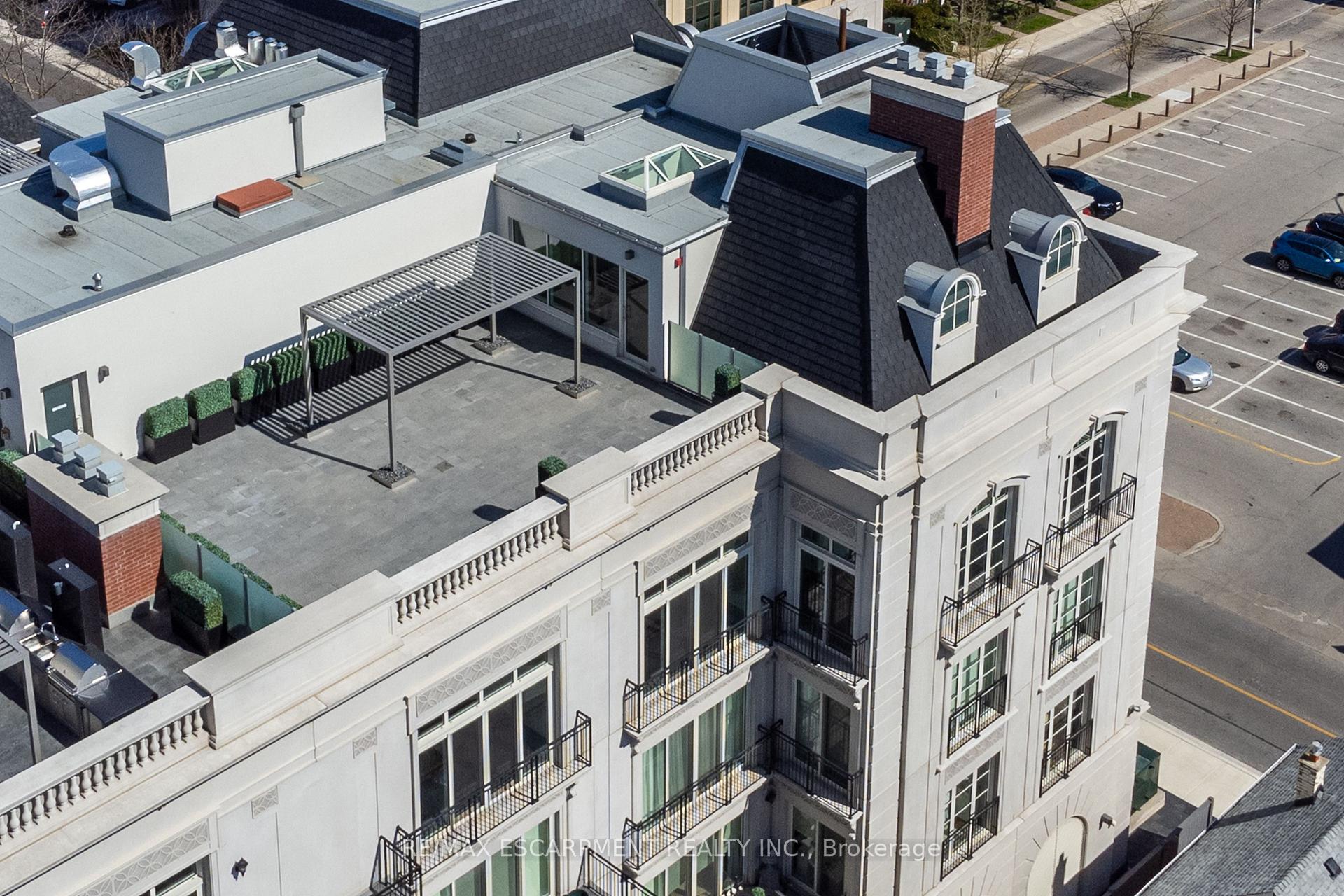 300 Randall Street PH1