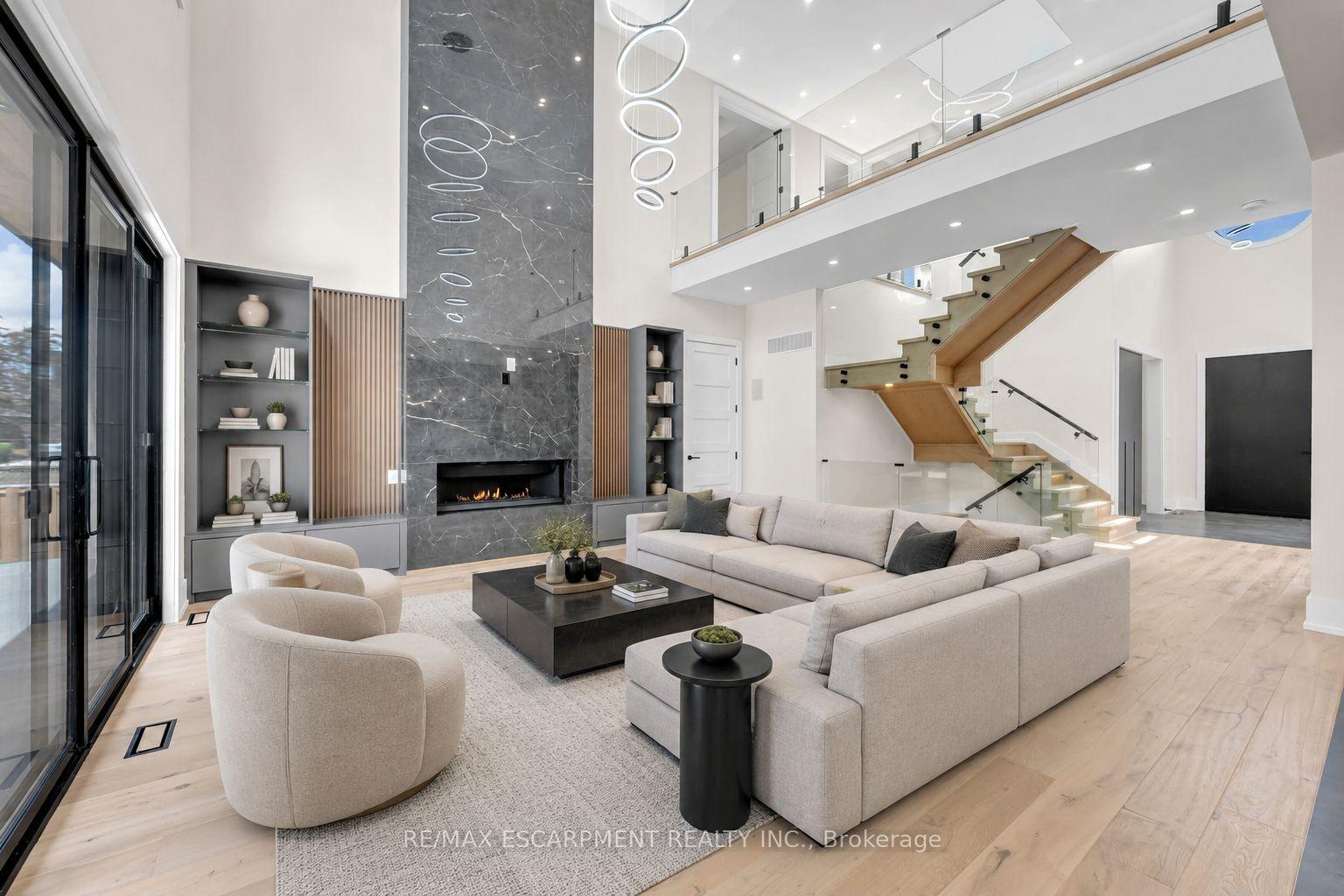369 Wade Street