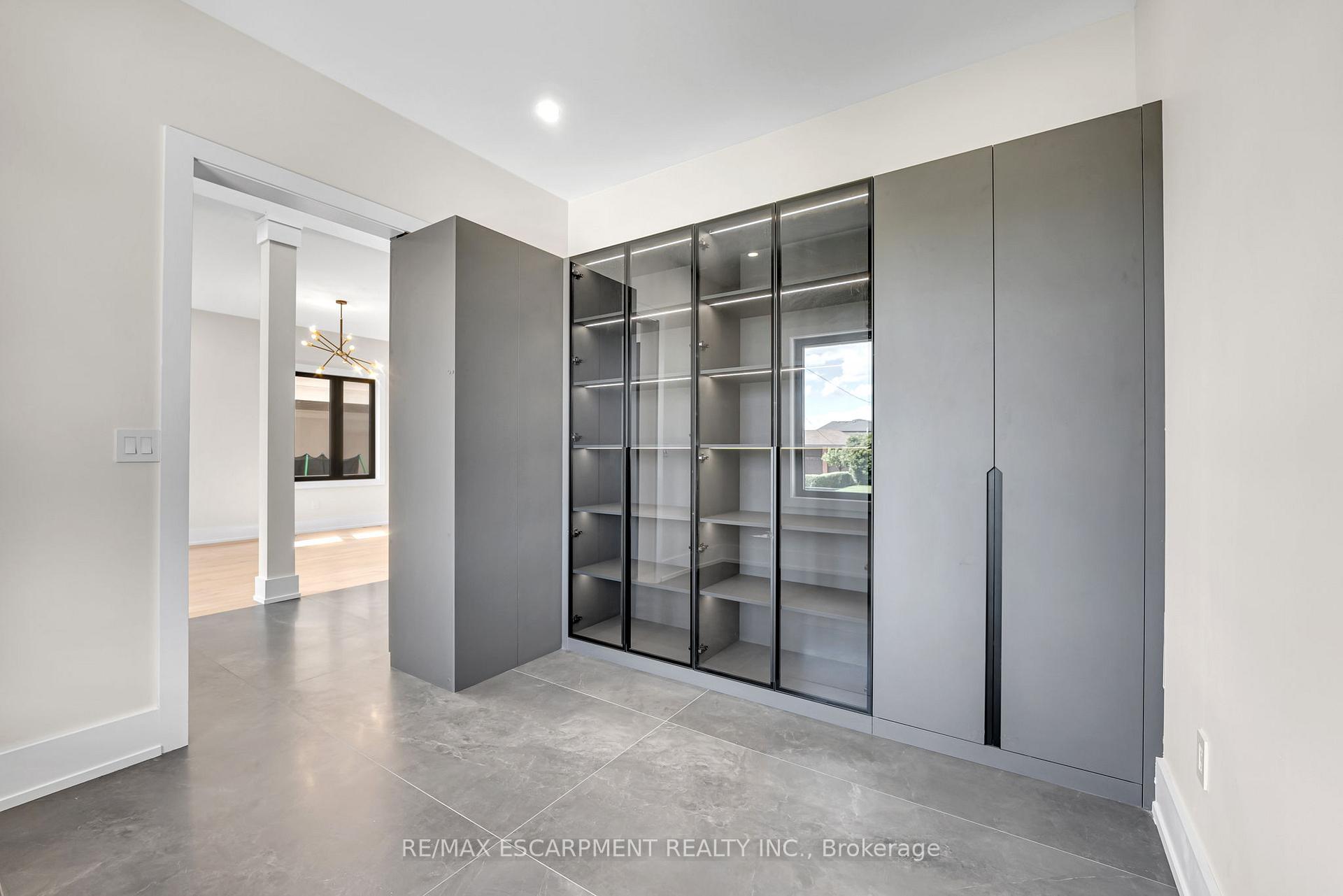 369 Wade Street