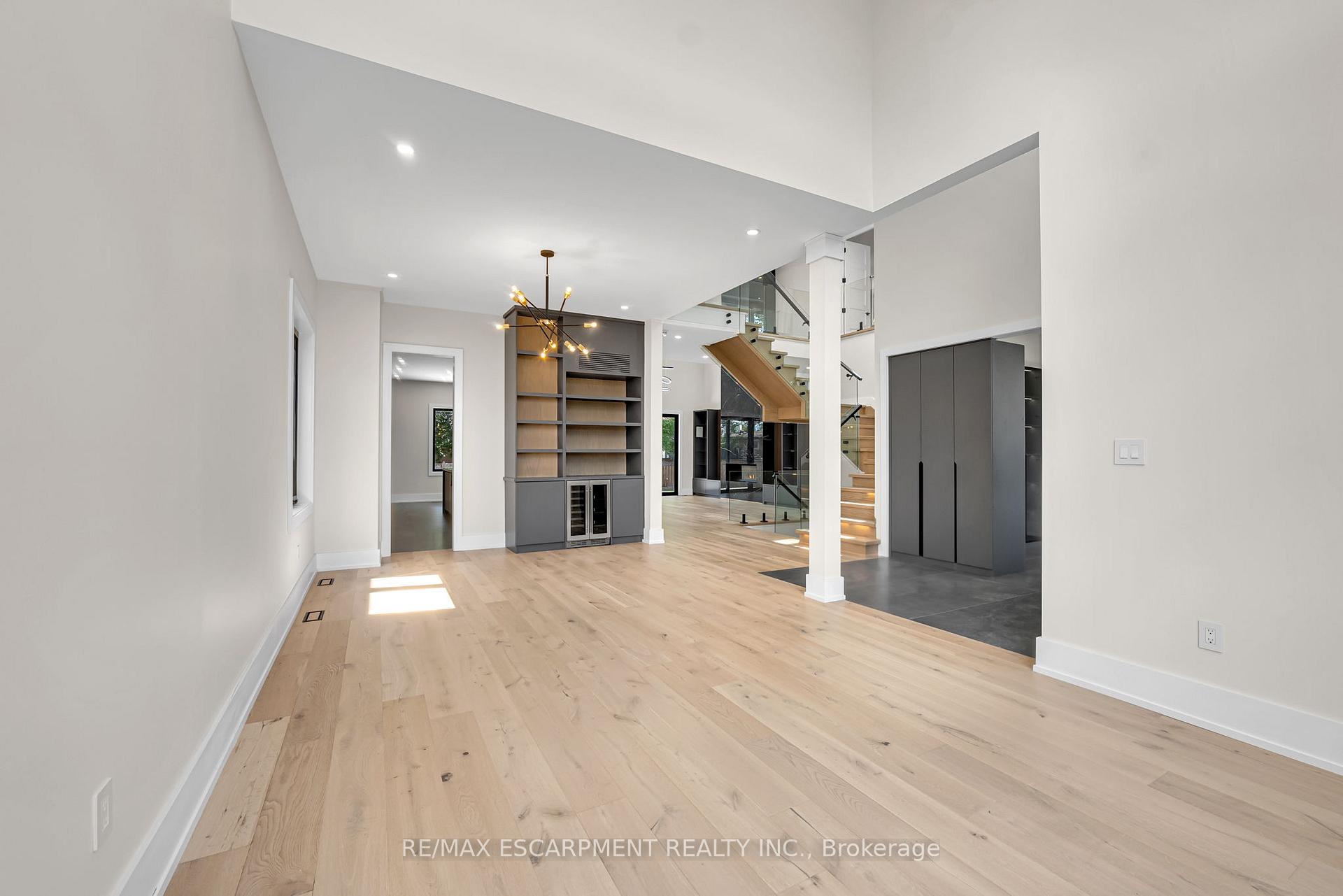 369 Wade Street