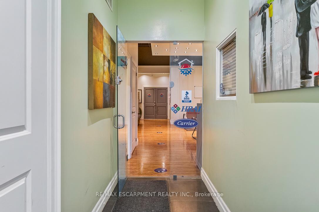 2400 Wyecroft Road 13
