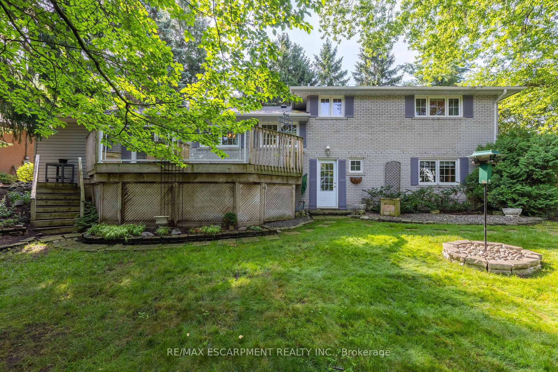 401 Cairncroft Road