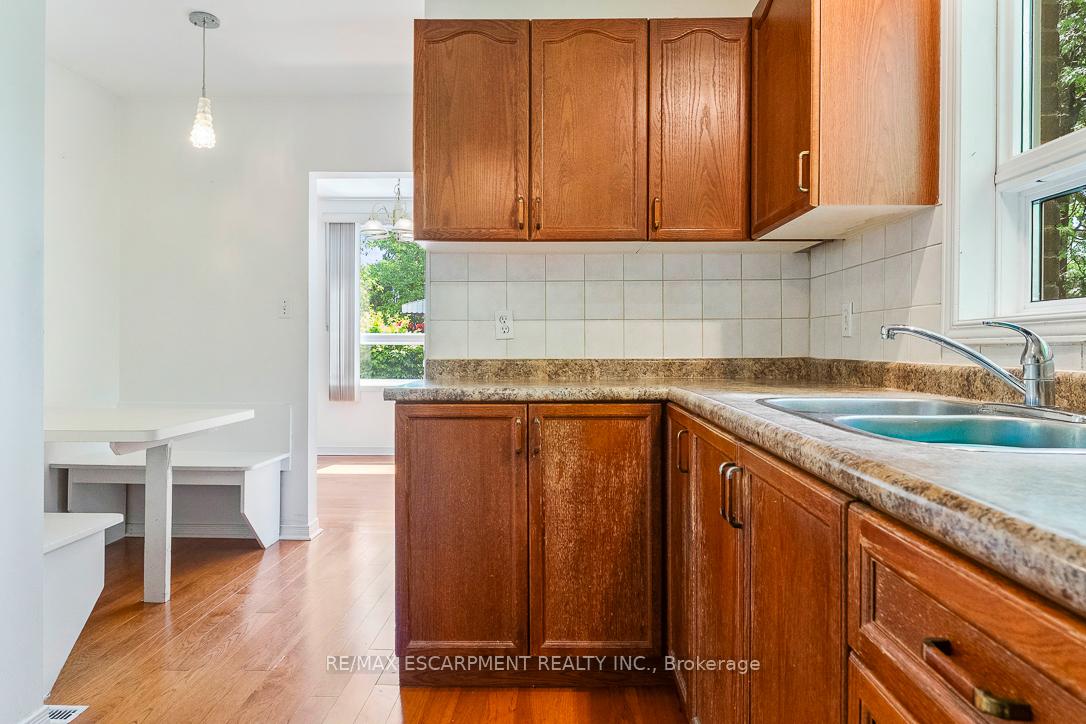 1214 Argreen Road