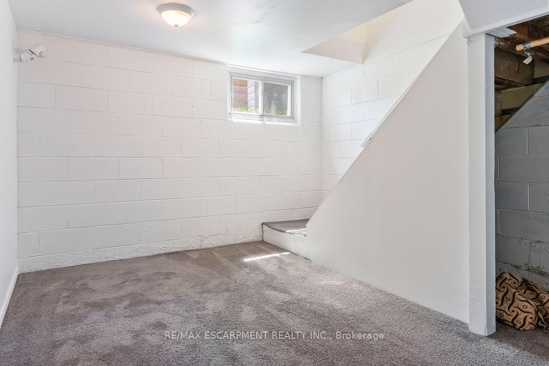 1214 Argreen Road