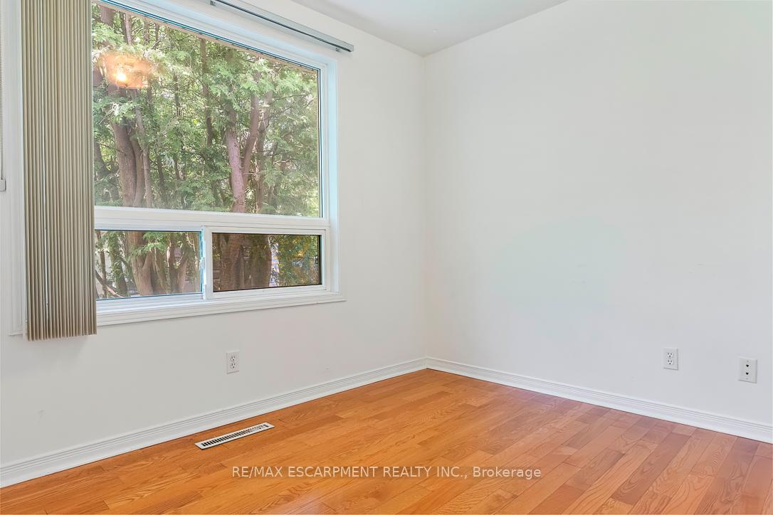 1214 Argreen Road