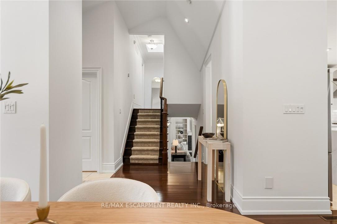 1063 Greenoaks Drive