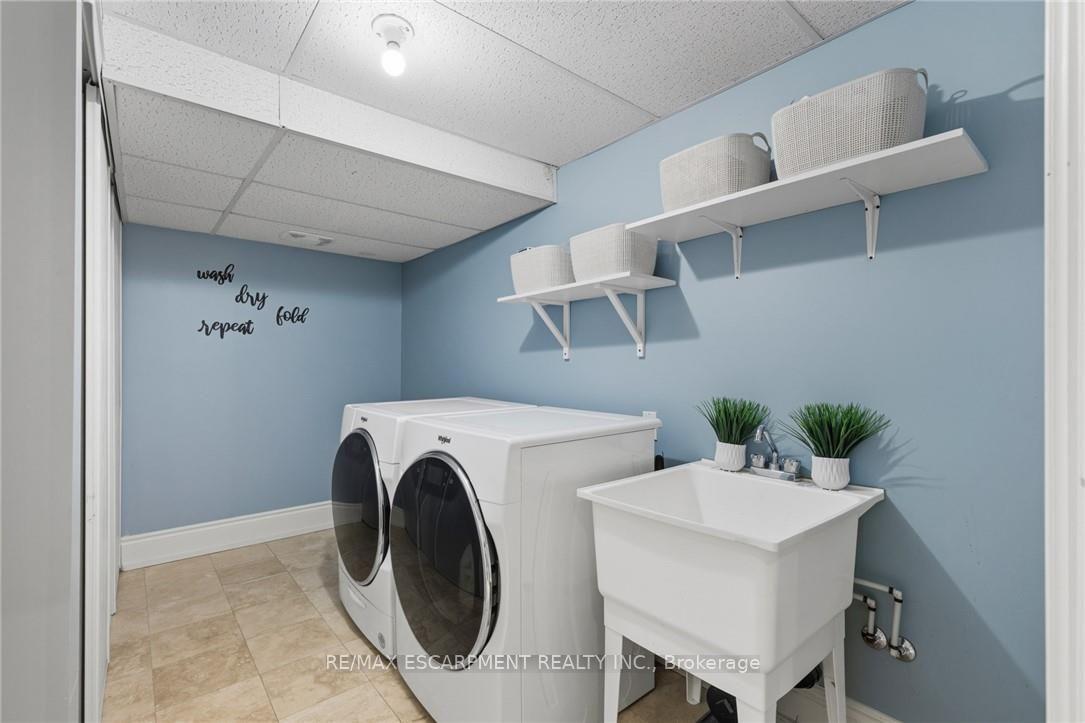 1063 Greenoaks Drive