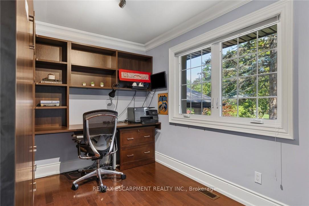 1063 Greenoaks Drive
