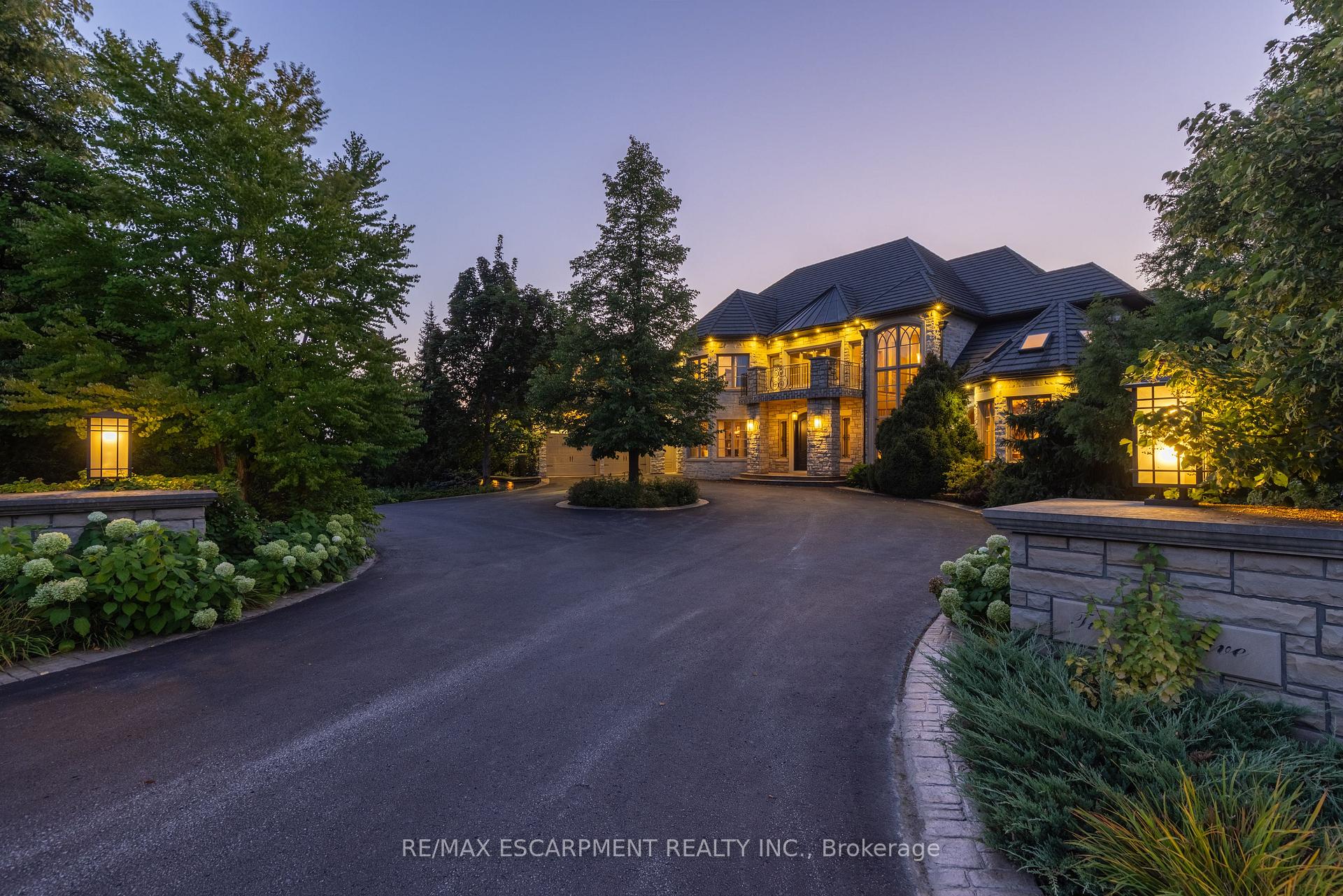 25 TURTLE LAKE Drive