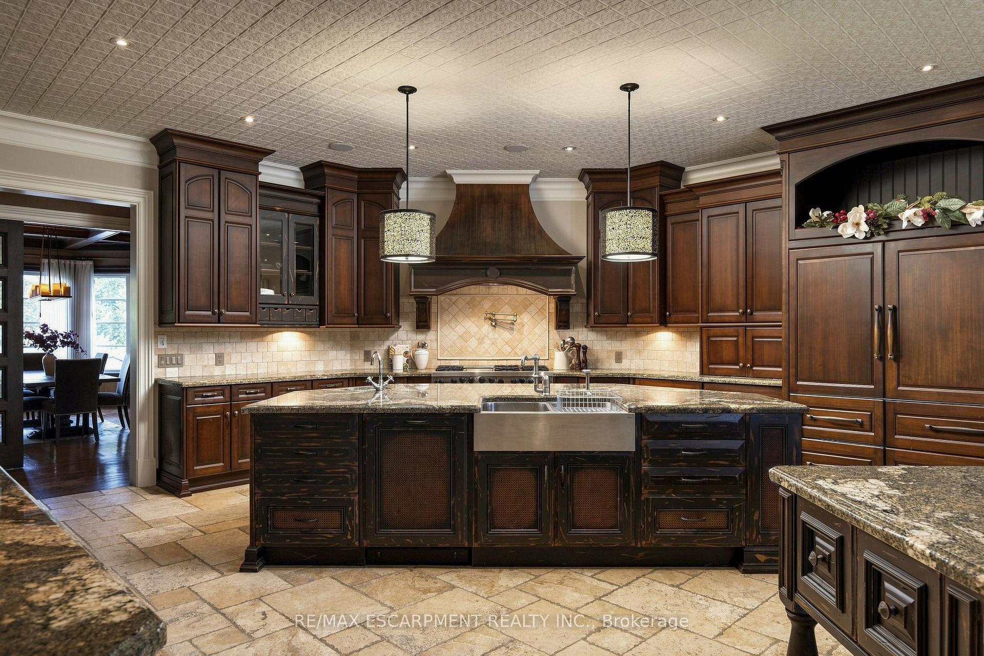 25 TURTLE LAKE Drive