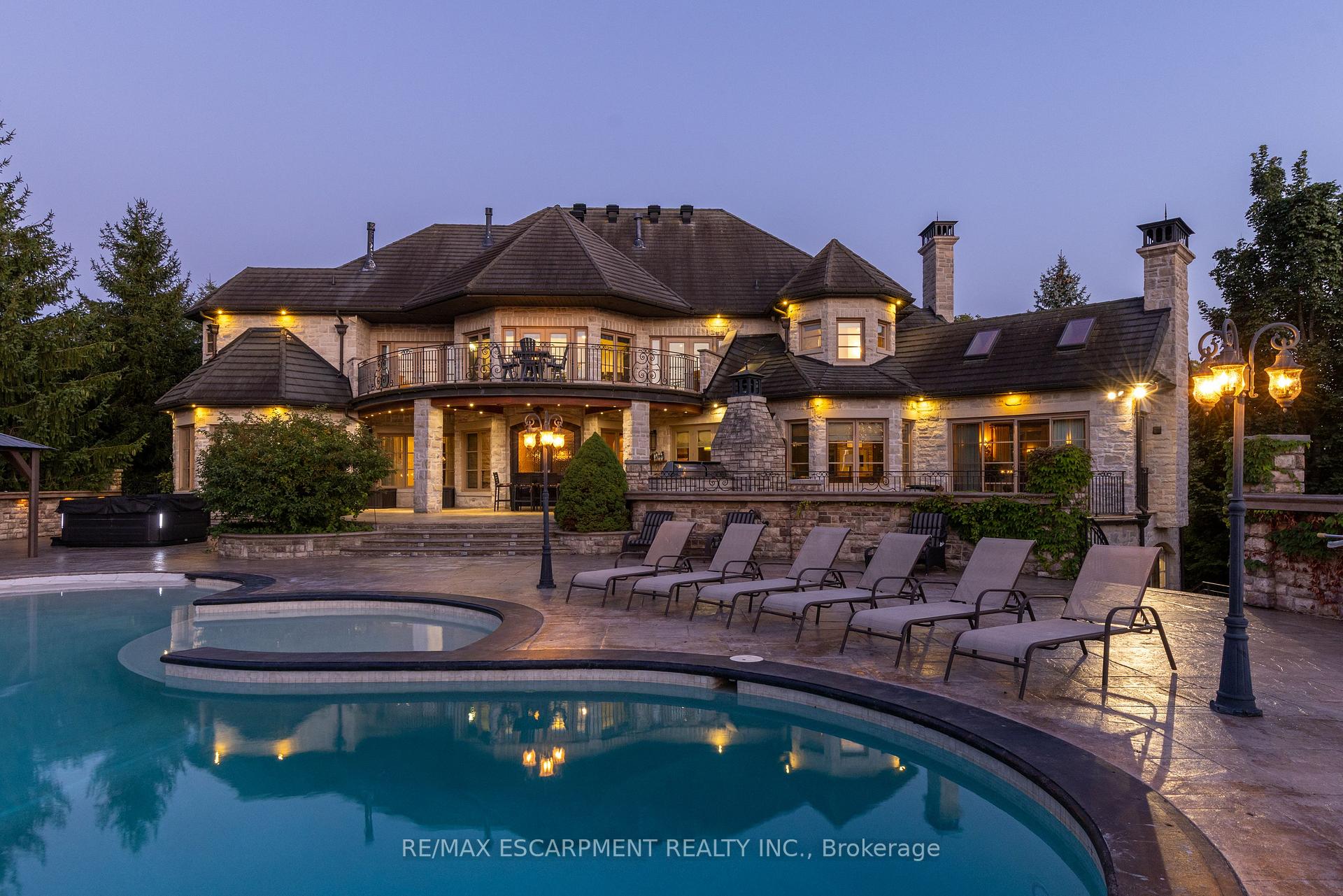 25 TURTLE LAKE Drive