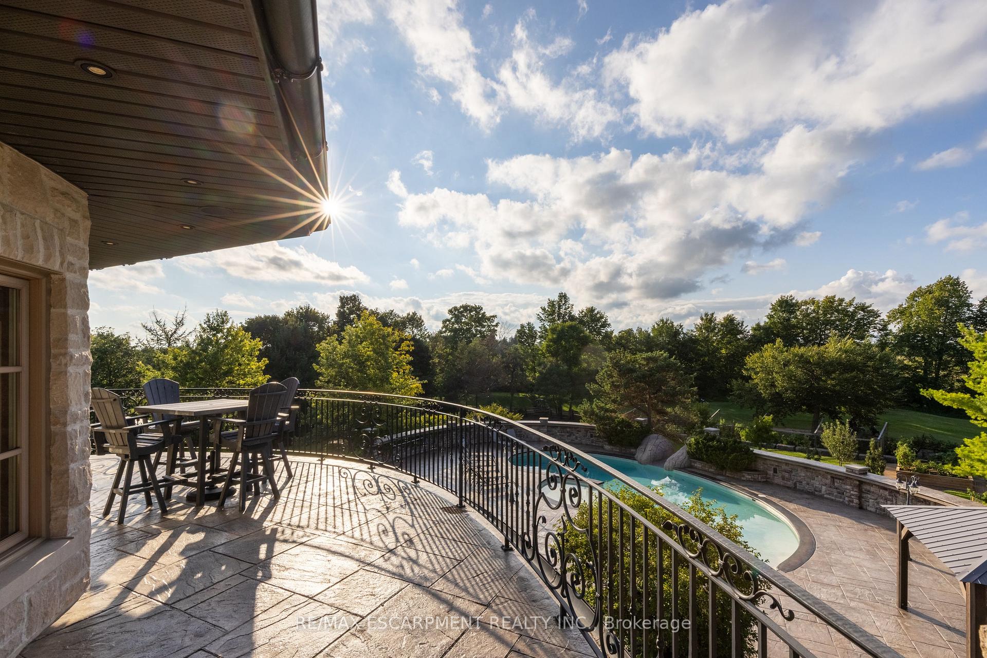 25 TURTLE LAKE Drive