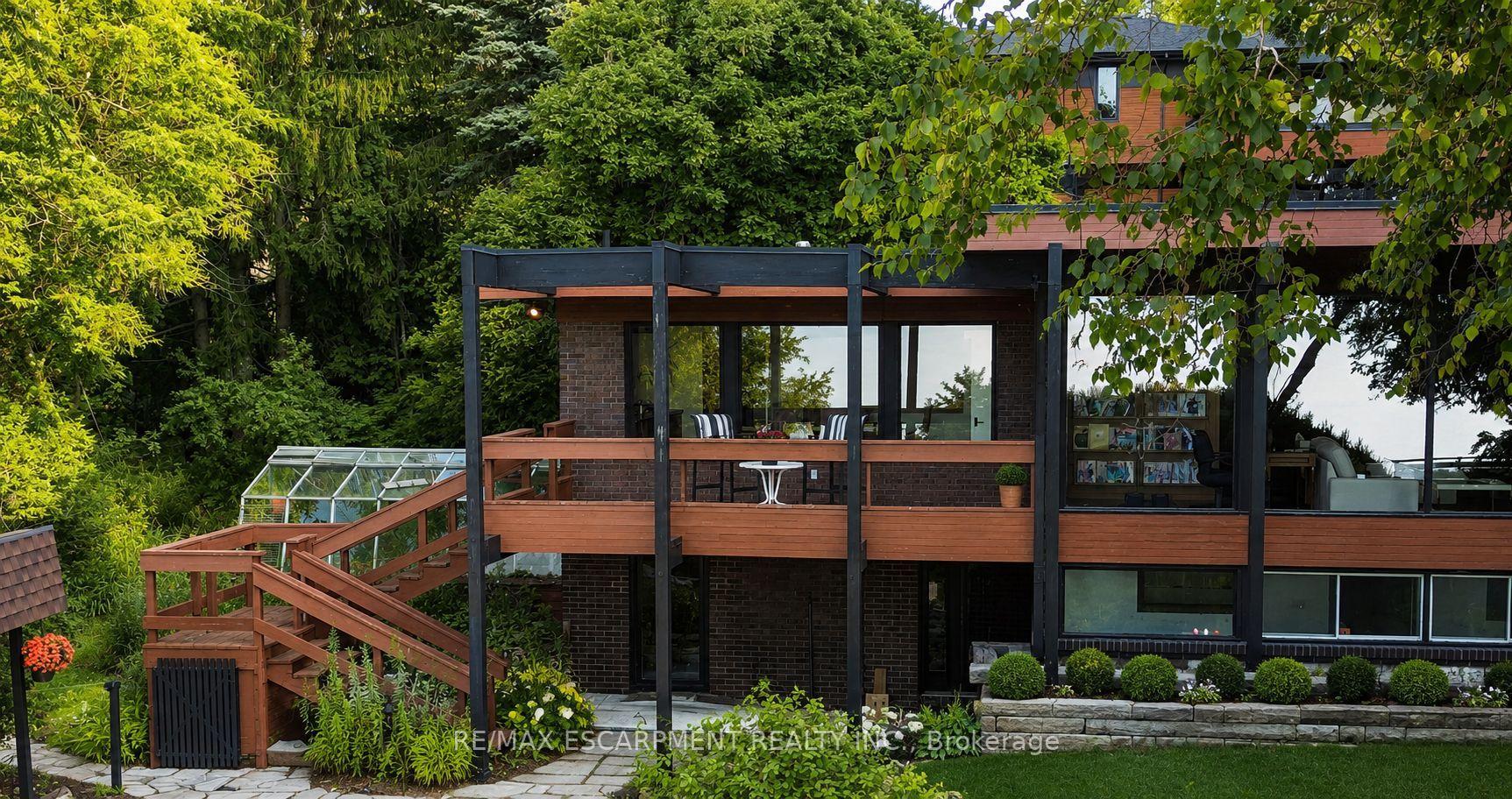 10 Brookfield Road
