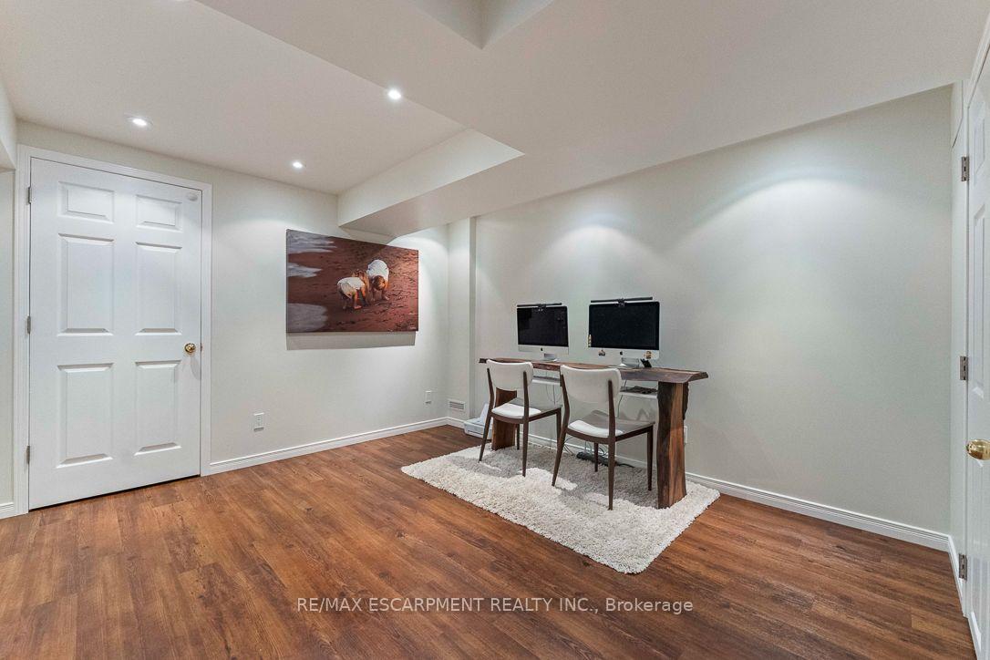 253 Gatwick Drive