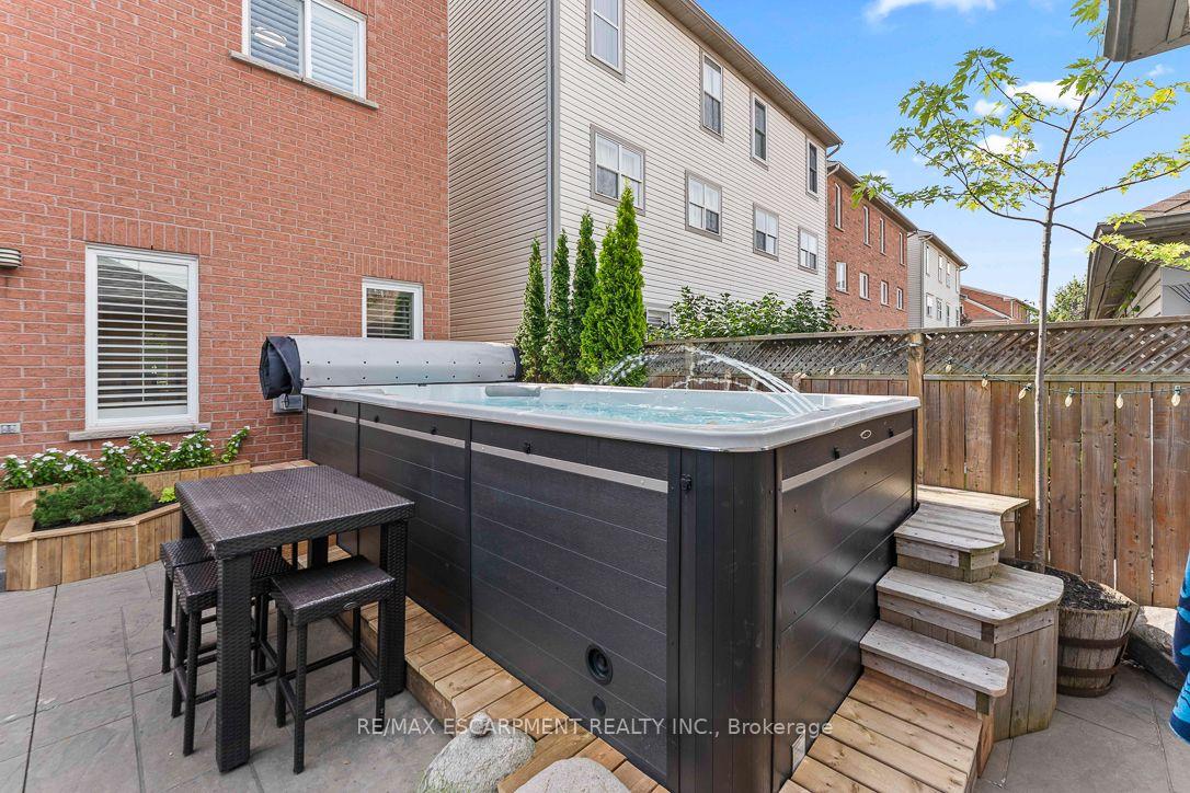 253 Gatwick Drive