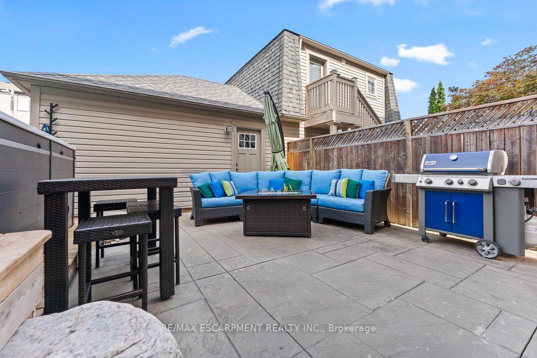 253 Gatwick Drive