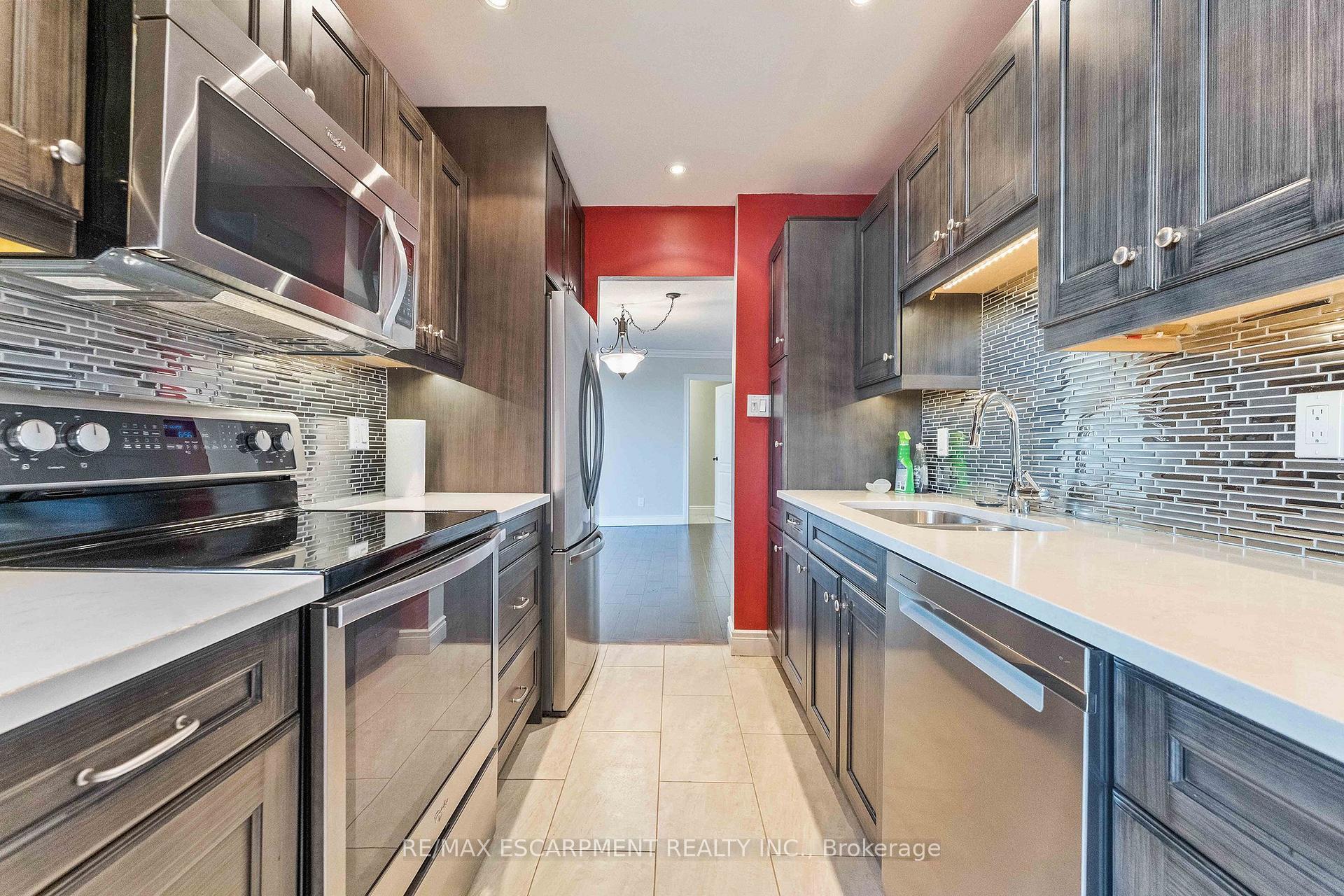 1425 Ghent Avenue 1008