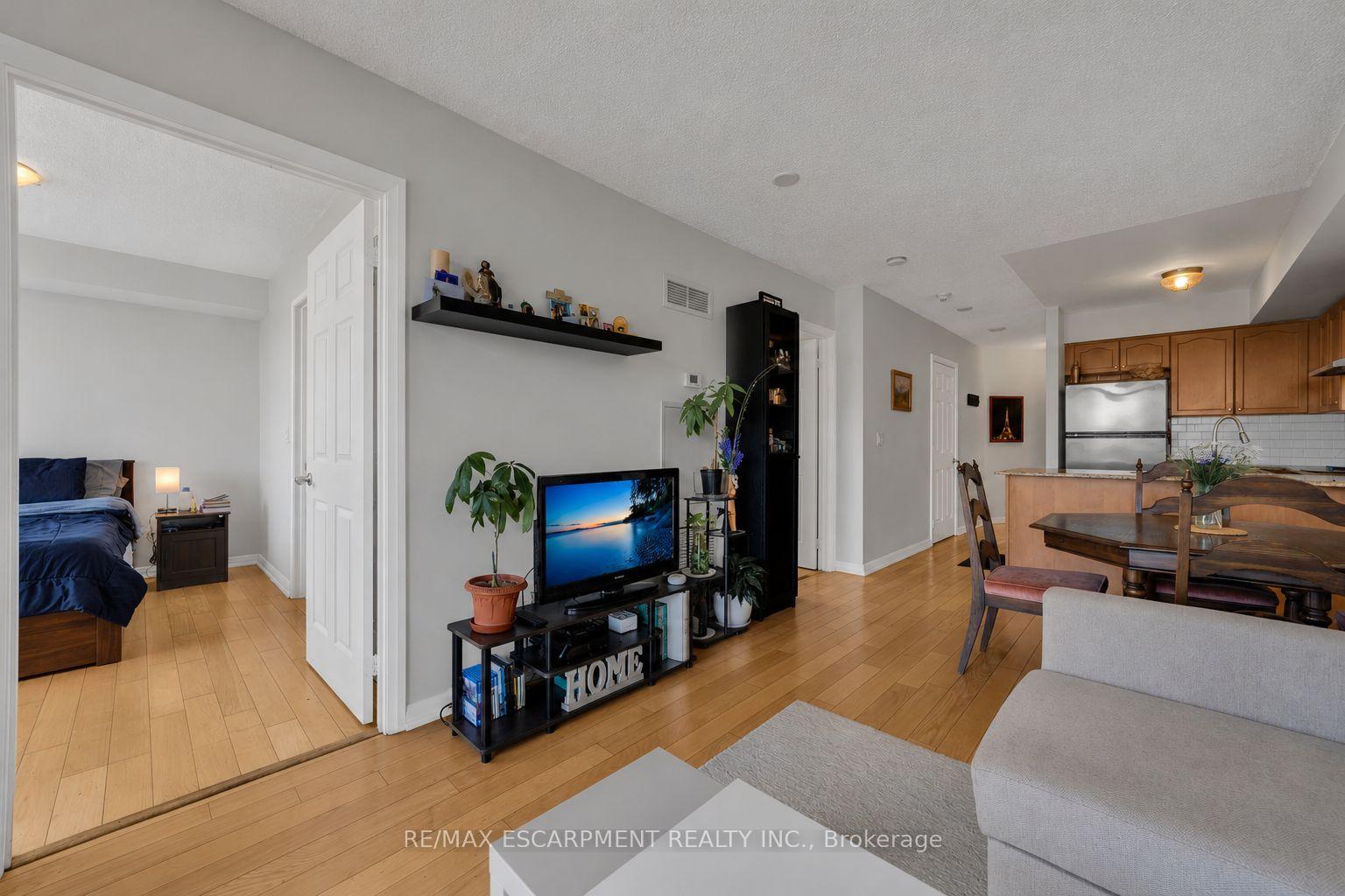 220 Forum Drive 1405
