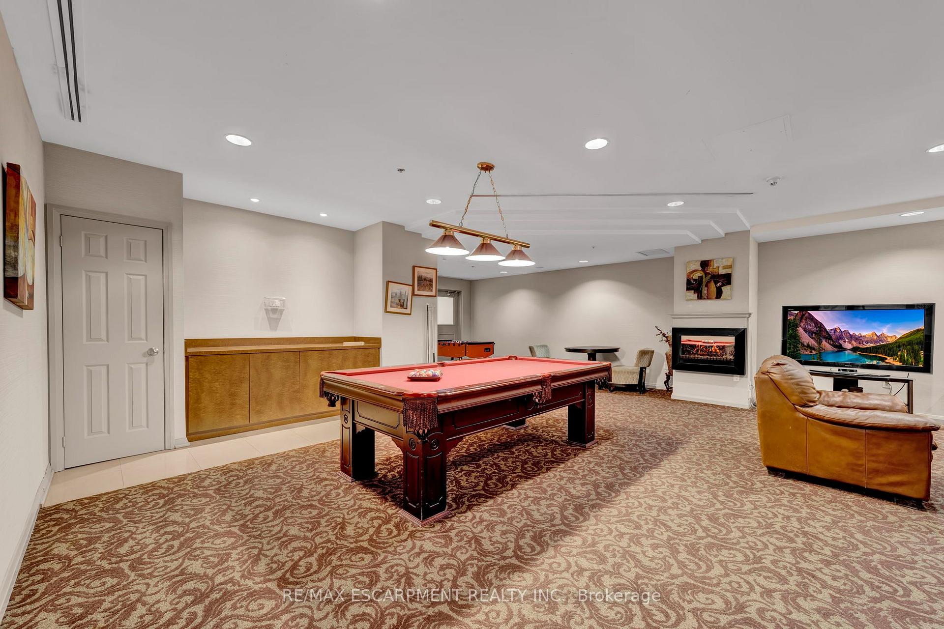 220 Forum Drive 1405