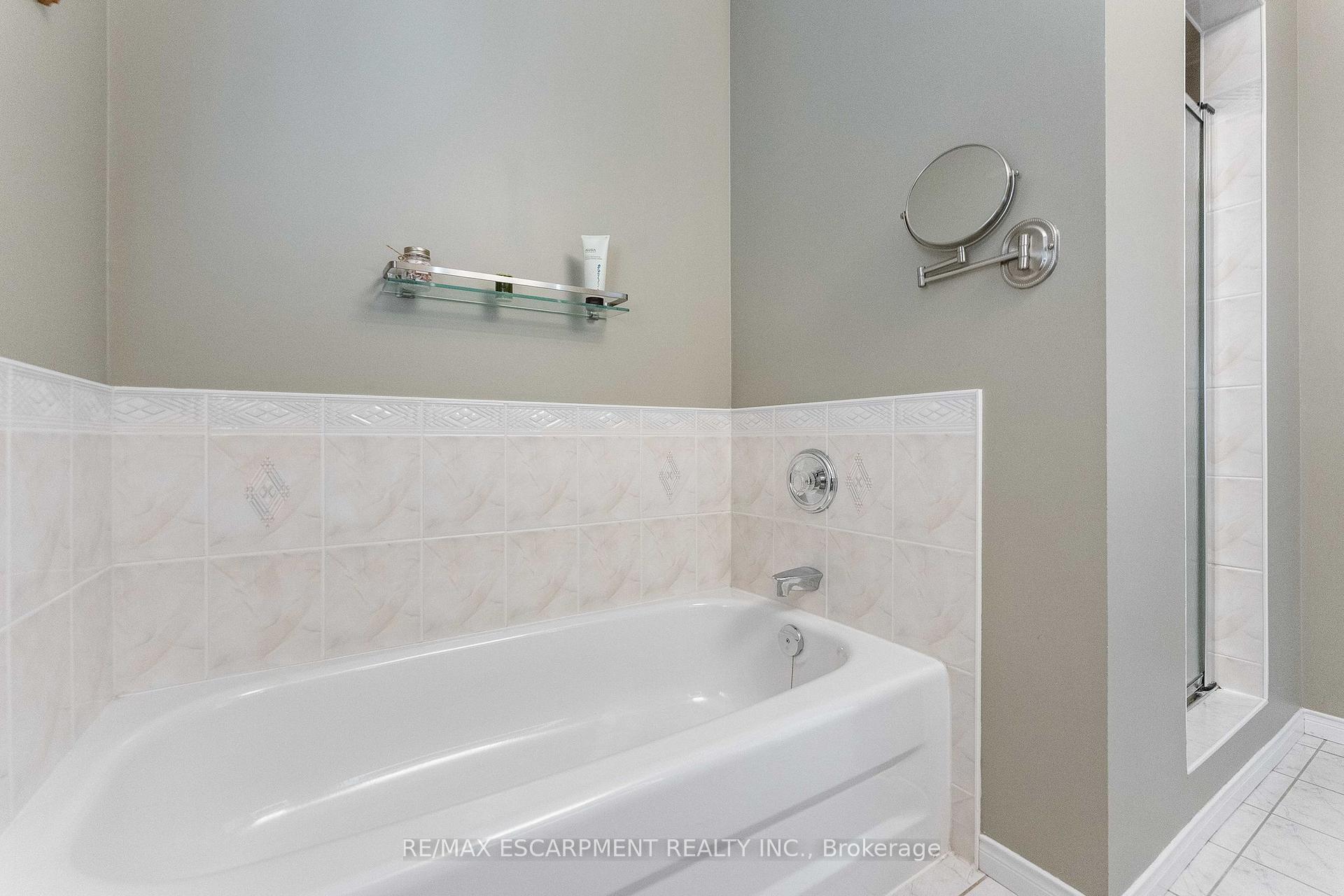 2206 Golden Orchard Trail