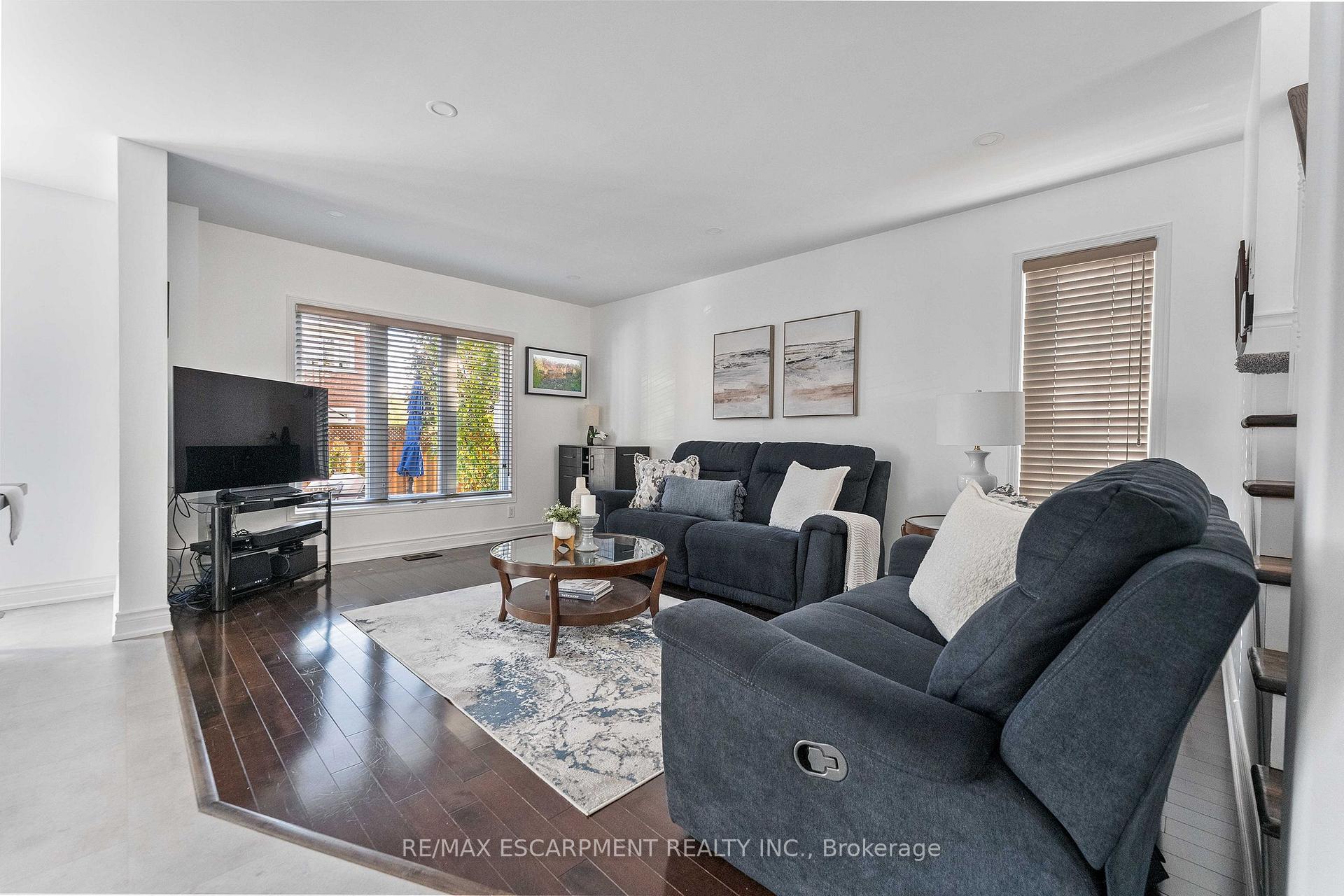 2206 Golden Orchard Trail