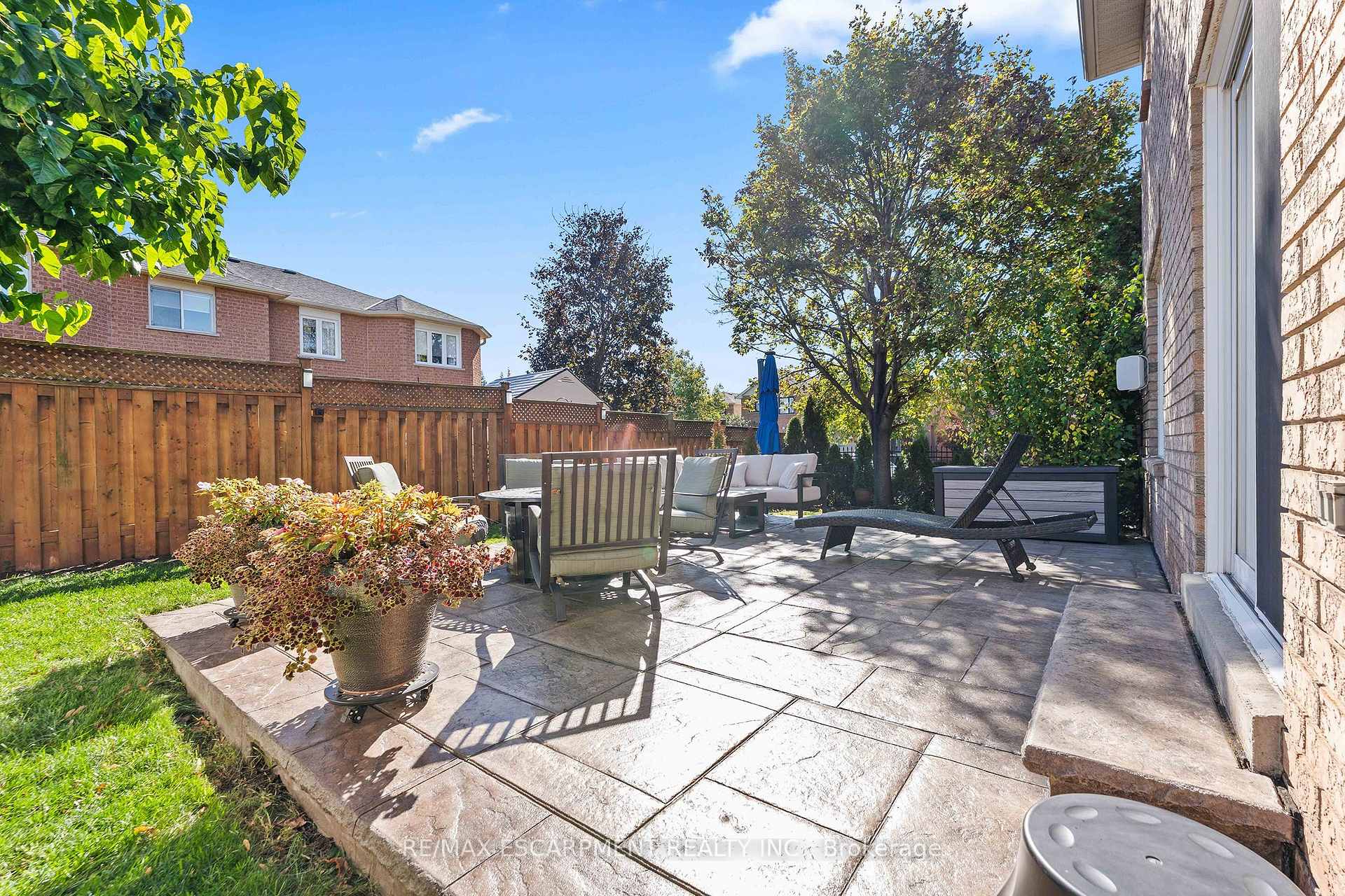 2206 Golden Orchard Trail