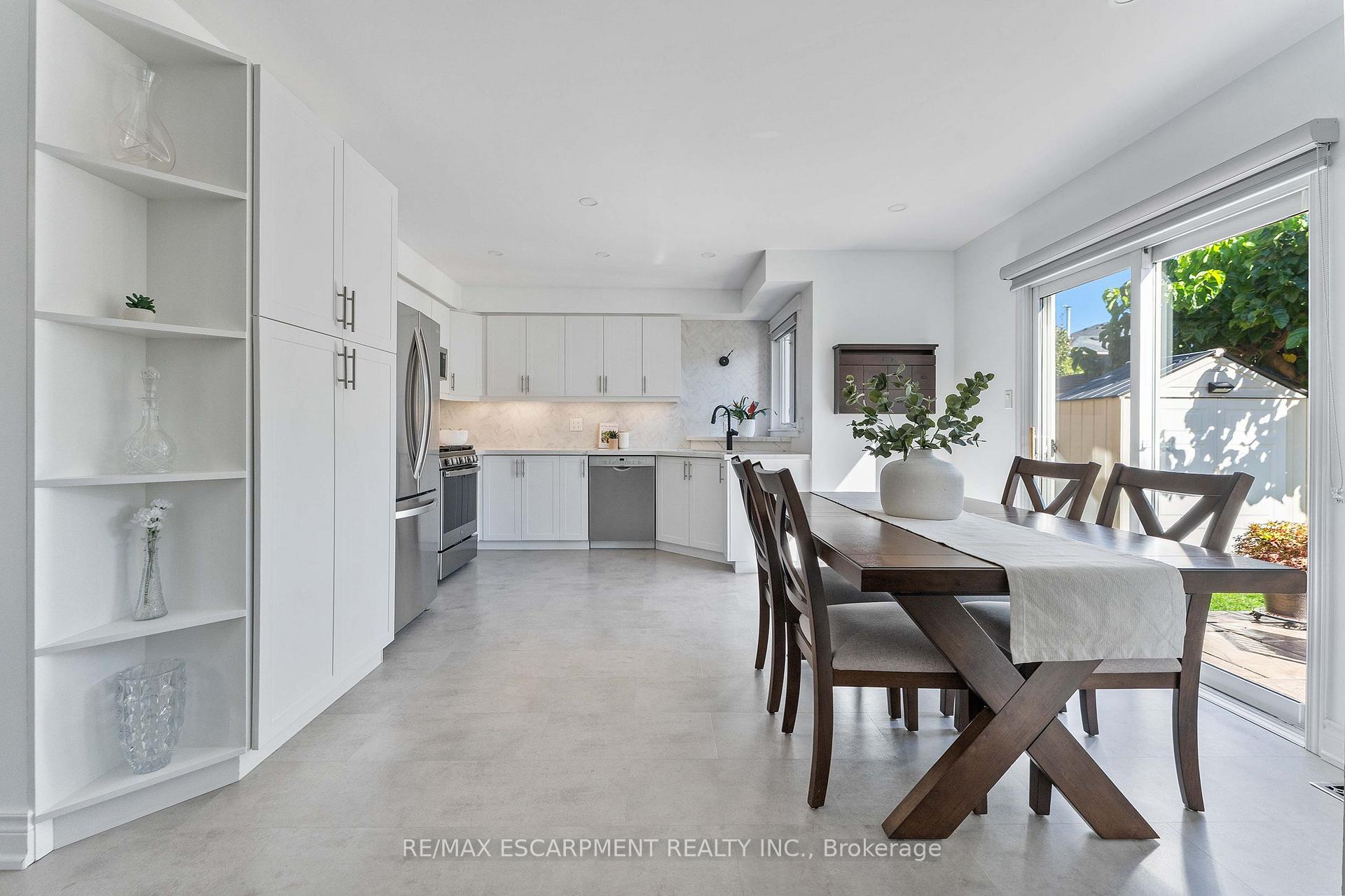 2206 Golden Orchard Trail