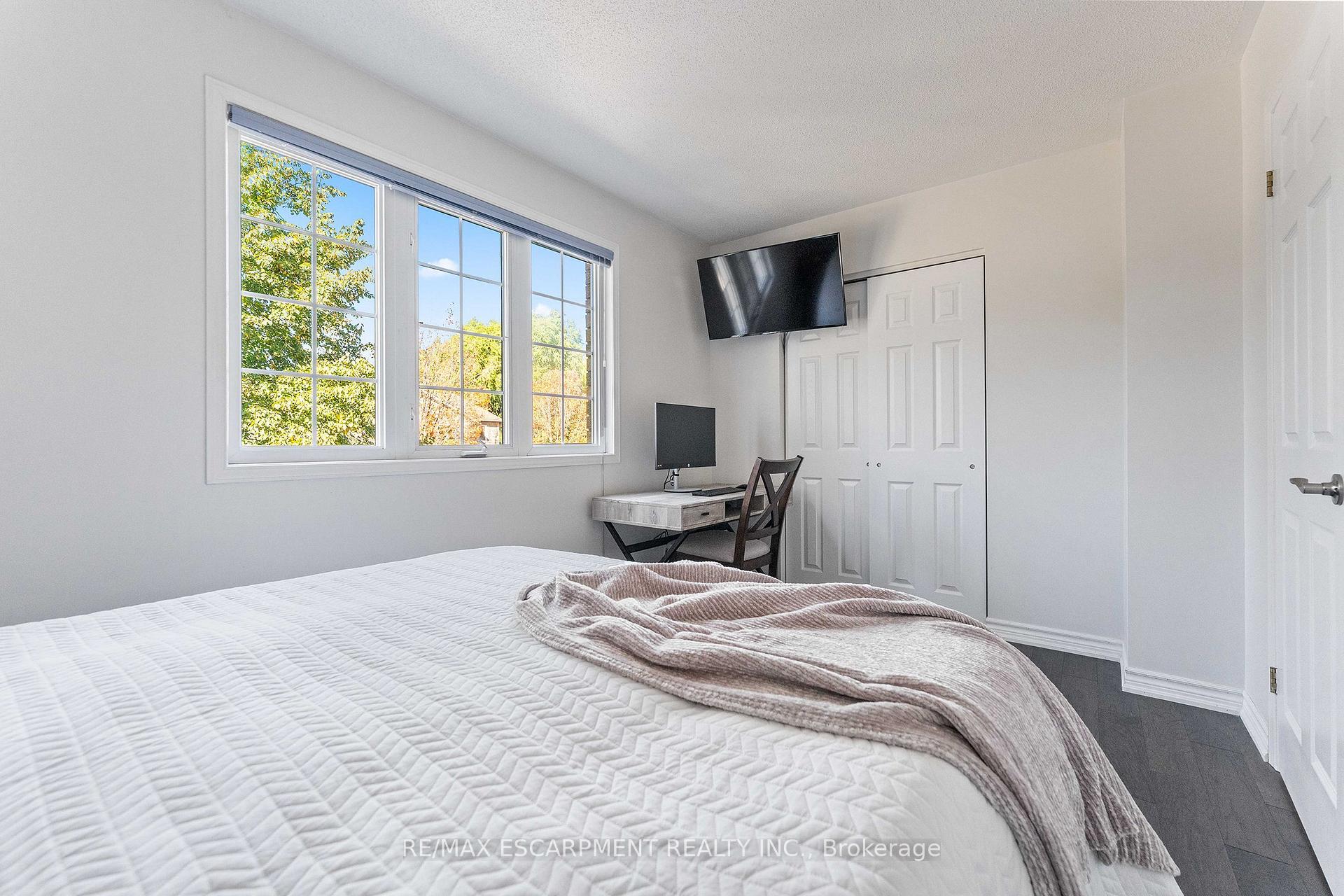 2206 Golden Orchard Trail
