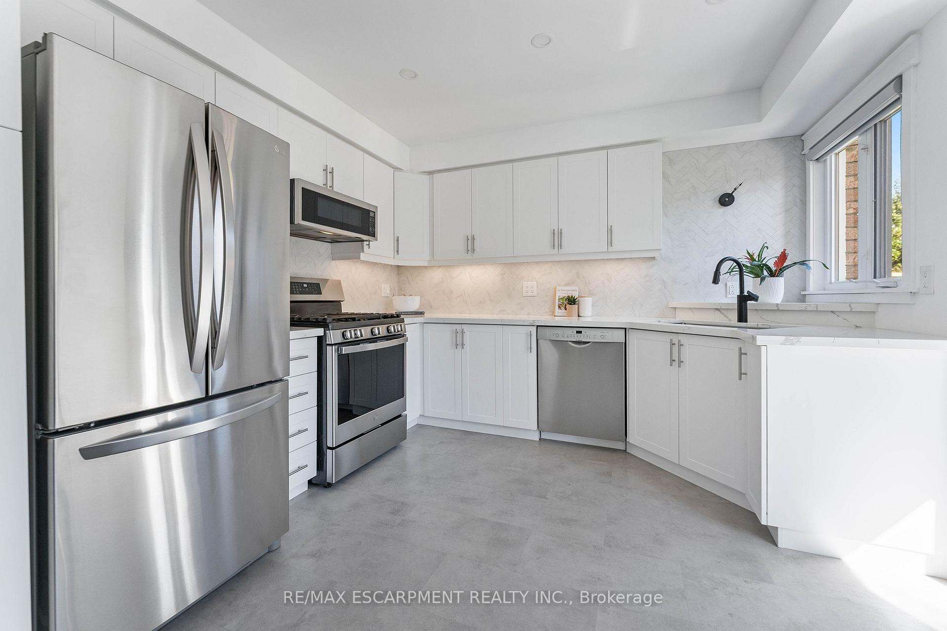 2206 Golden Orchard Trail