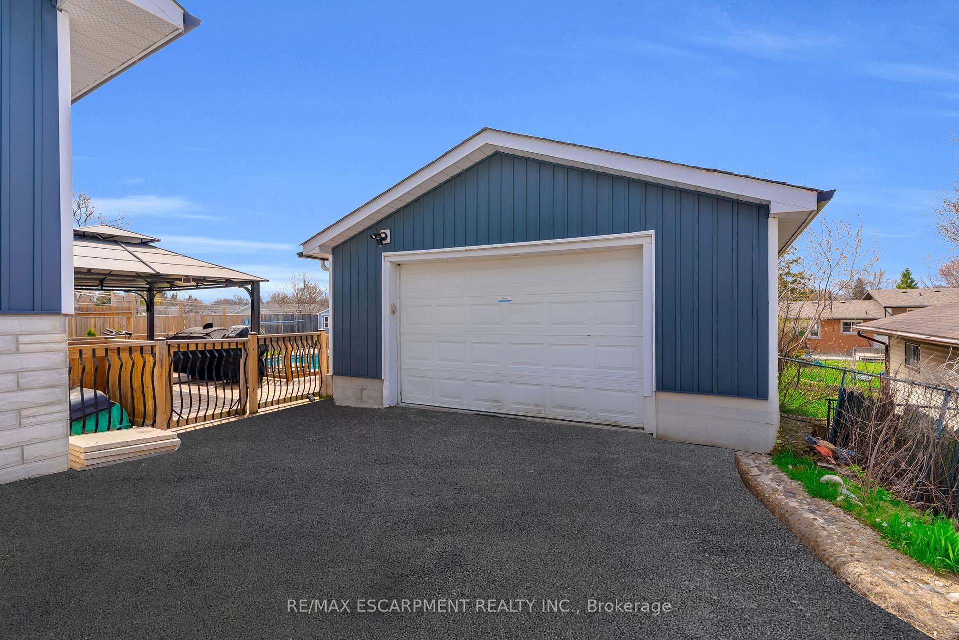 21 Kidd Avenue