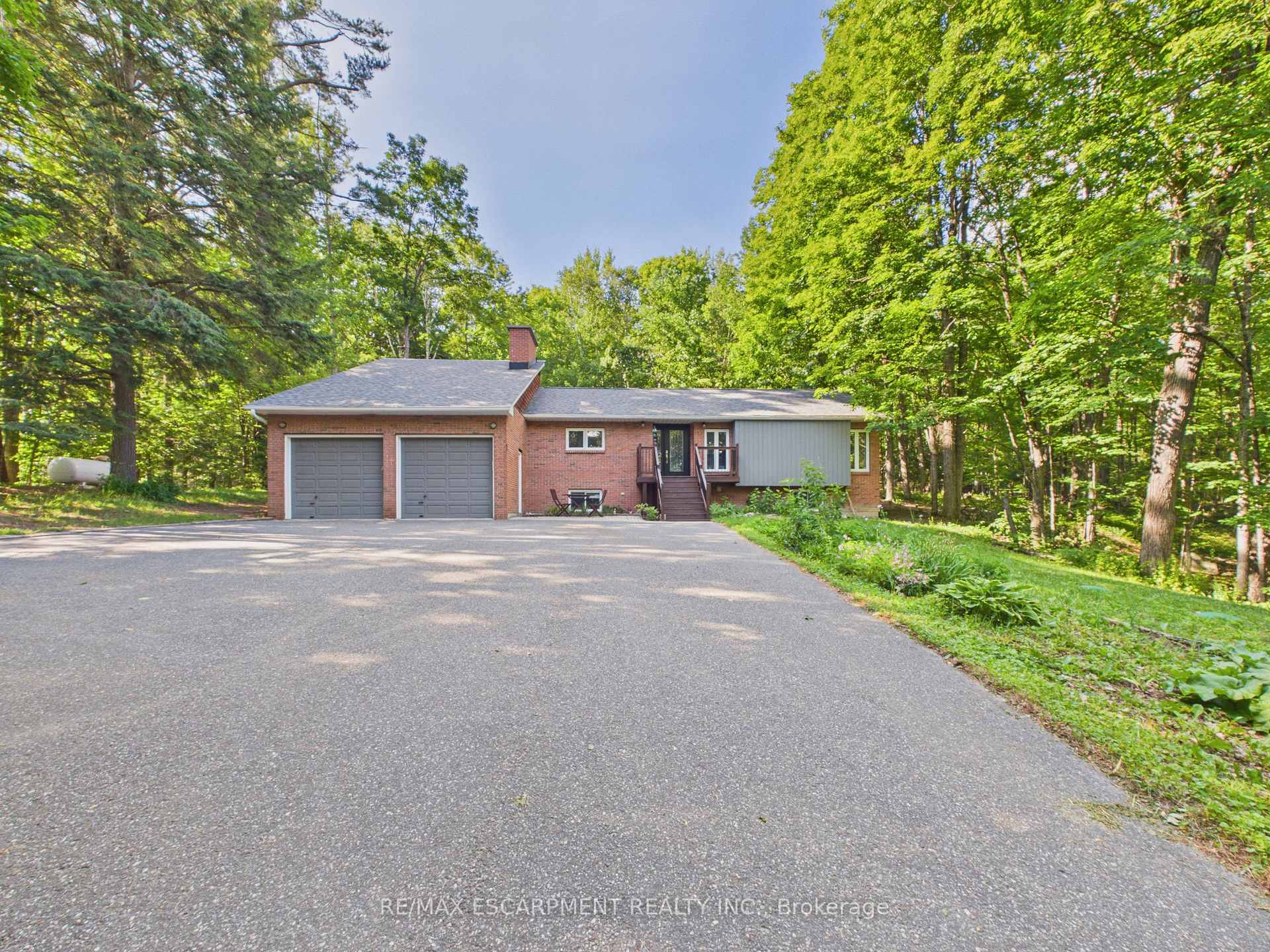 1060 Golden Beach Road