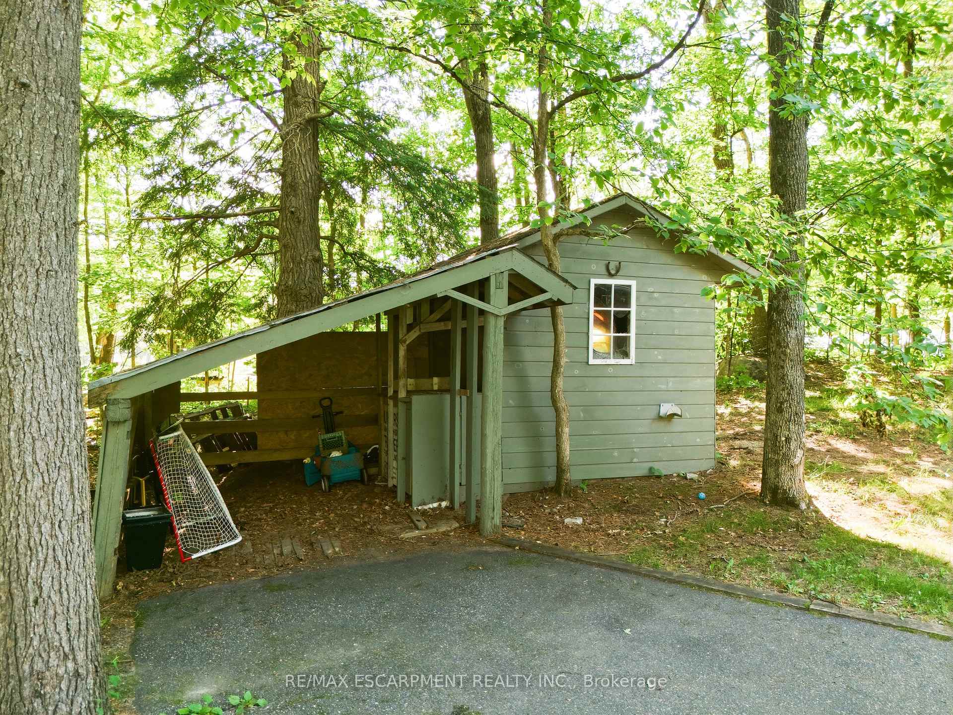 1060 Golden Beach Road