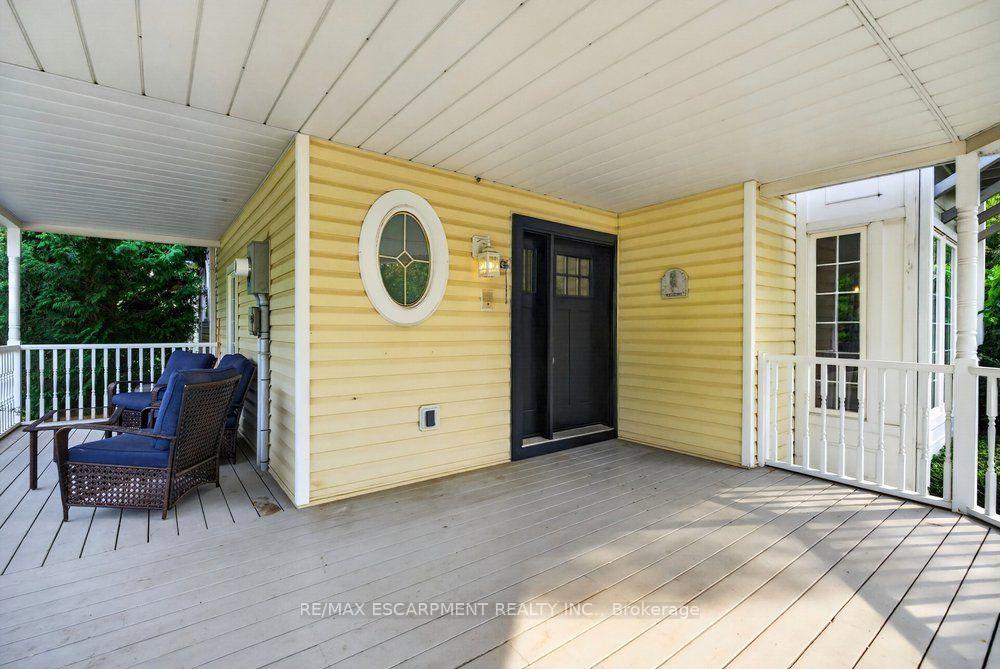 110 Concession 11 Road E