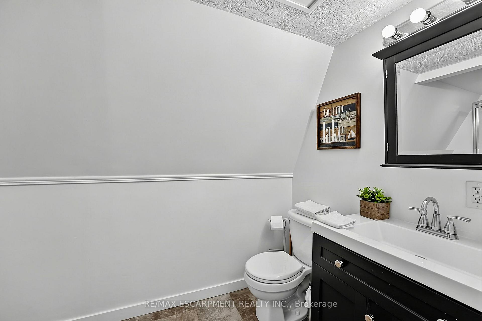 1073 Cedar Beach Road