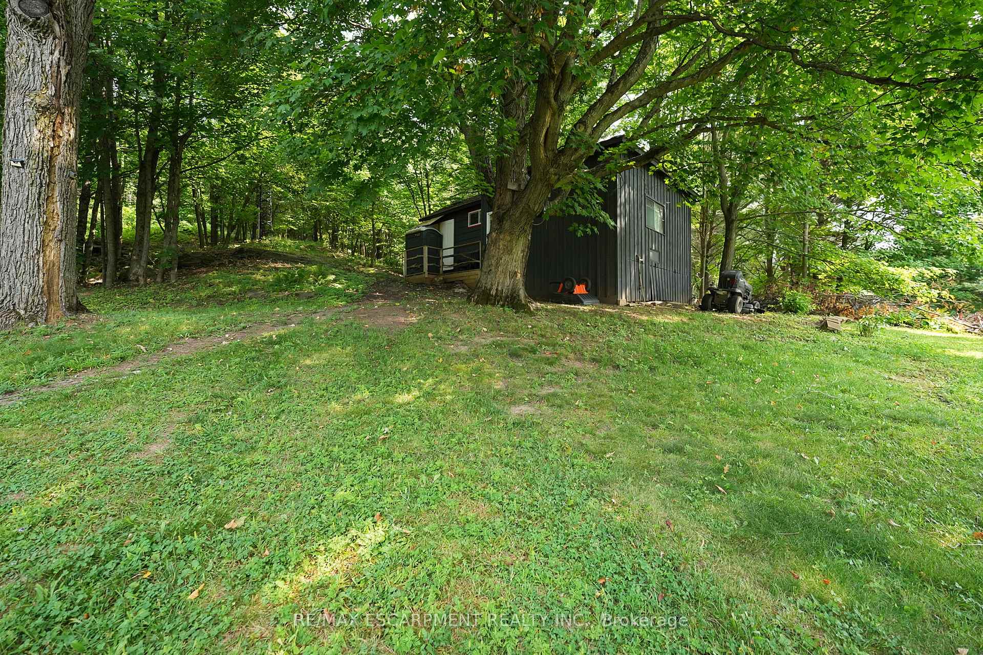 1073 Cedar Beach Road