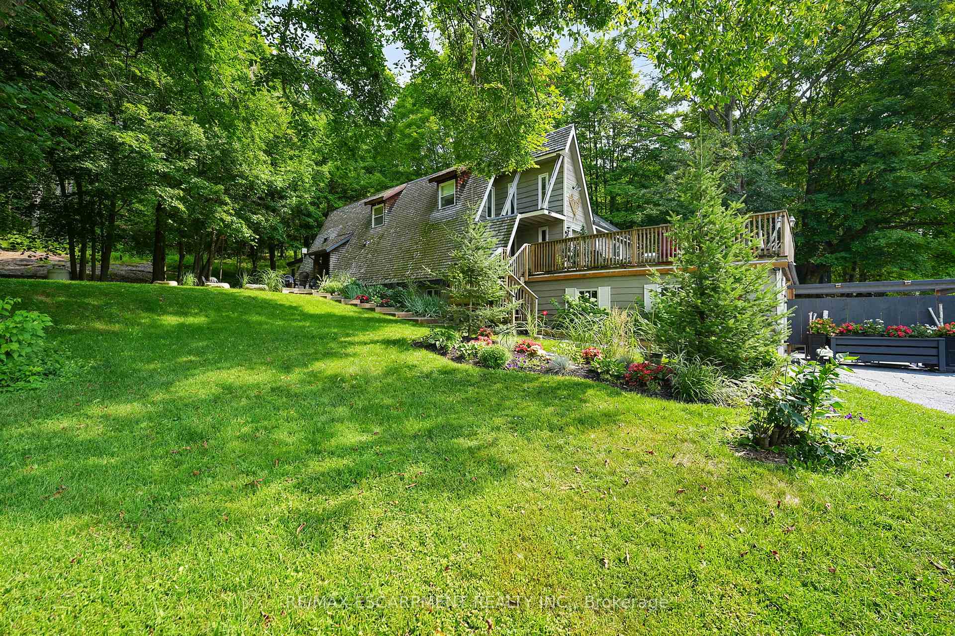 1073 Cedar Beach Road